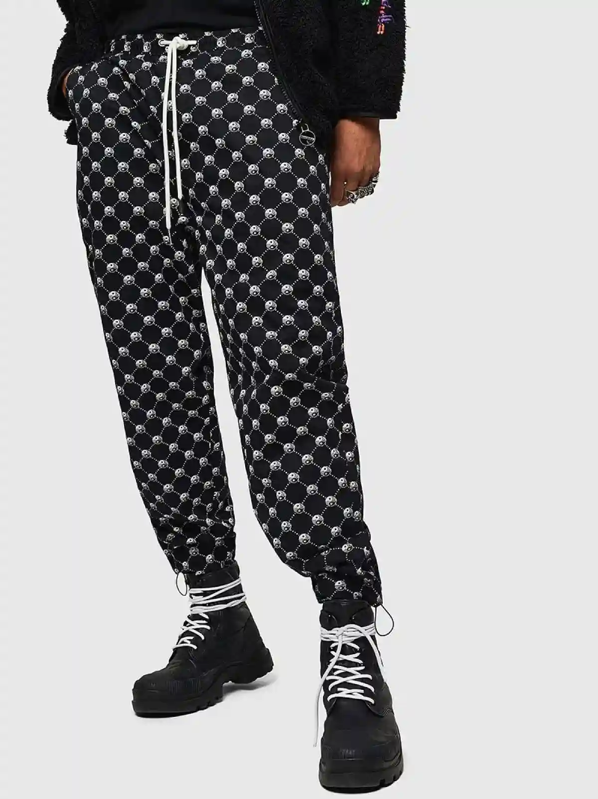 Black Gabardine pants with yin-yang print