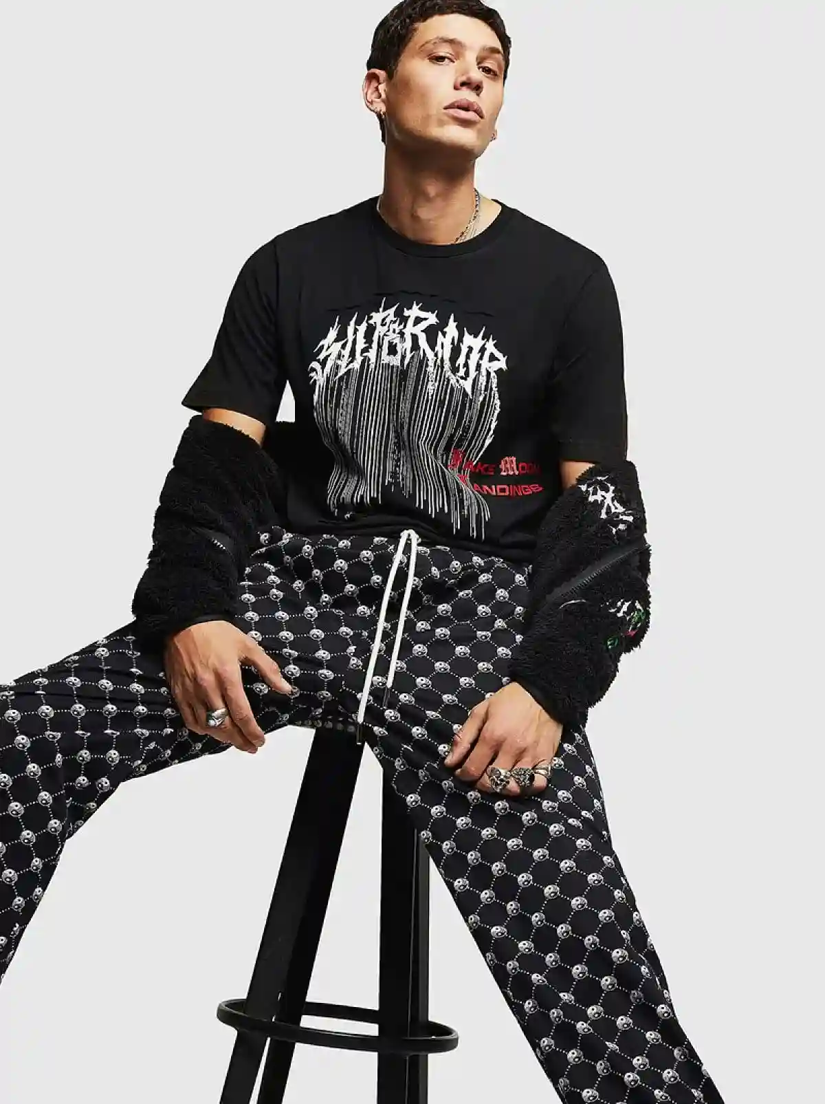 Black Gabardine pants with yin-yang print
