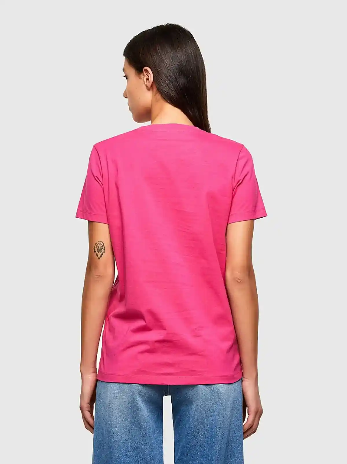 Pink T-shirt with PVC lettering and slogan
