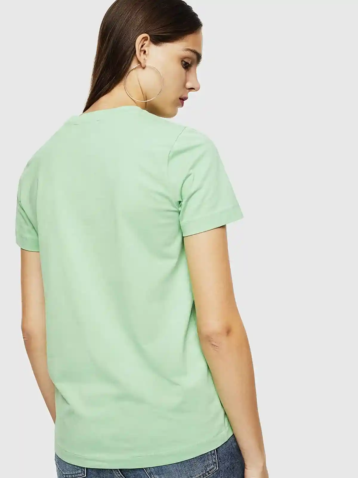 Green T-shirt with PVC lettering and slogan