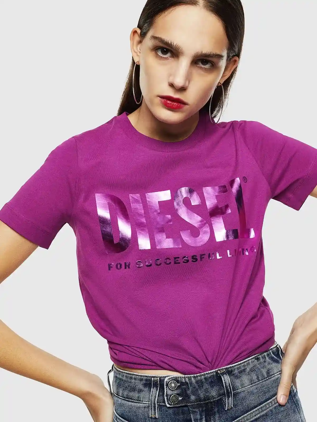 Violet T-shirt with PVC lettering and slogan