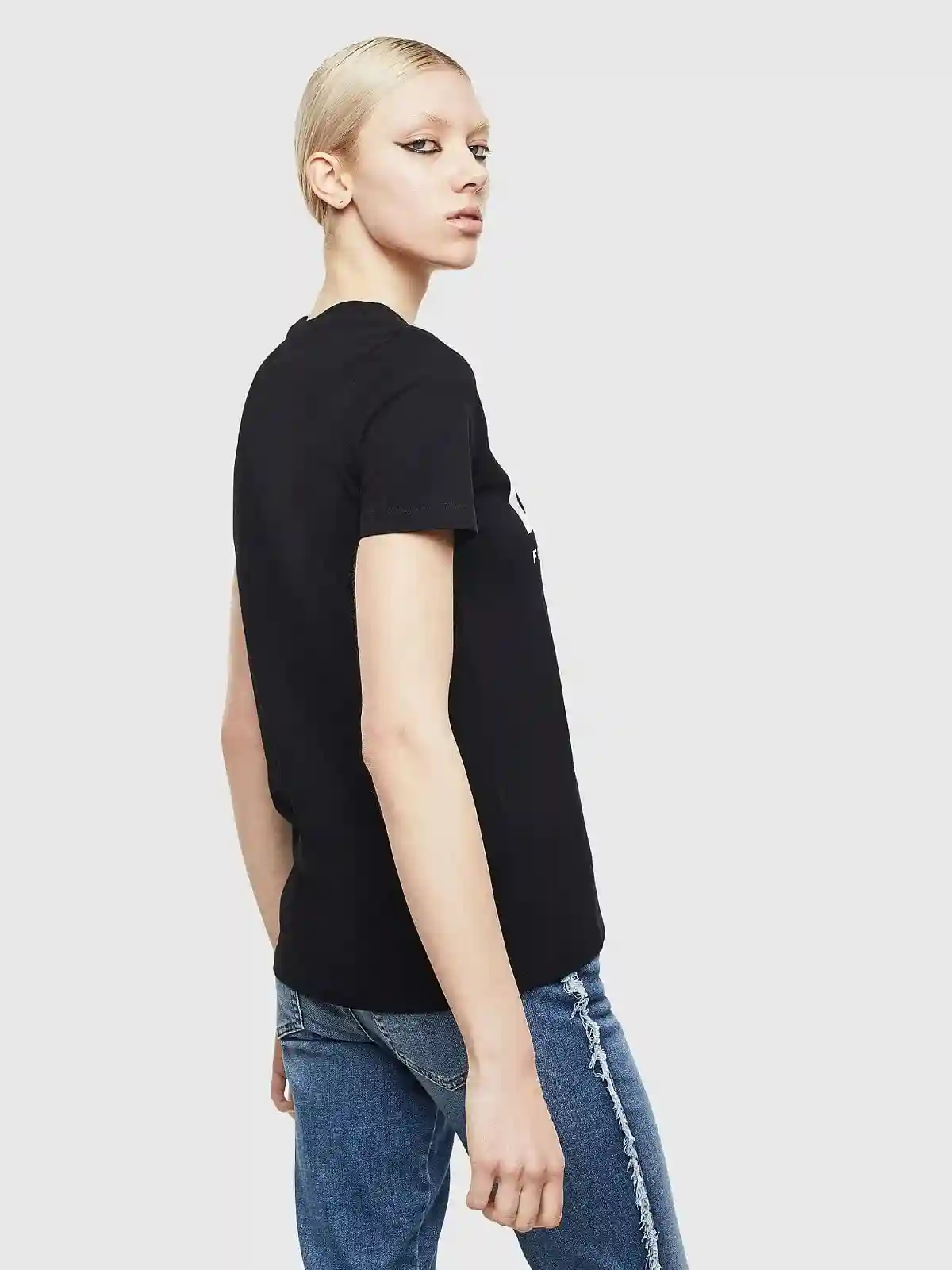 Black T-shirt with PVC lettering and slogan