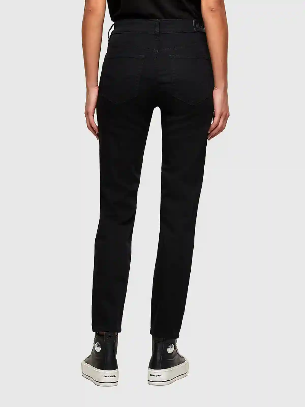 Black Tapered fit Jeans-D-Joy
