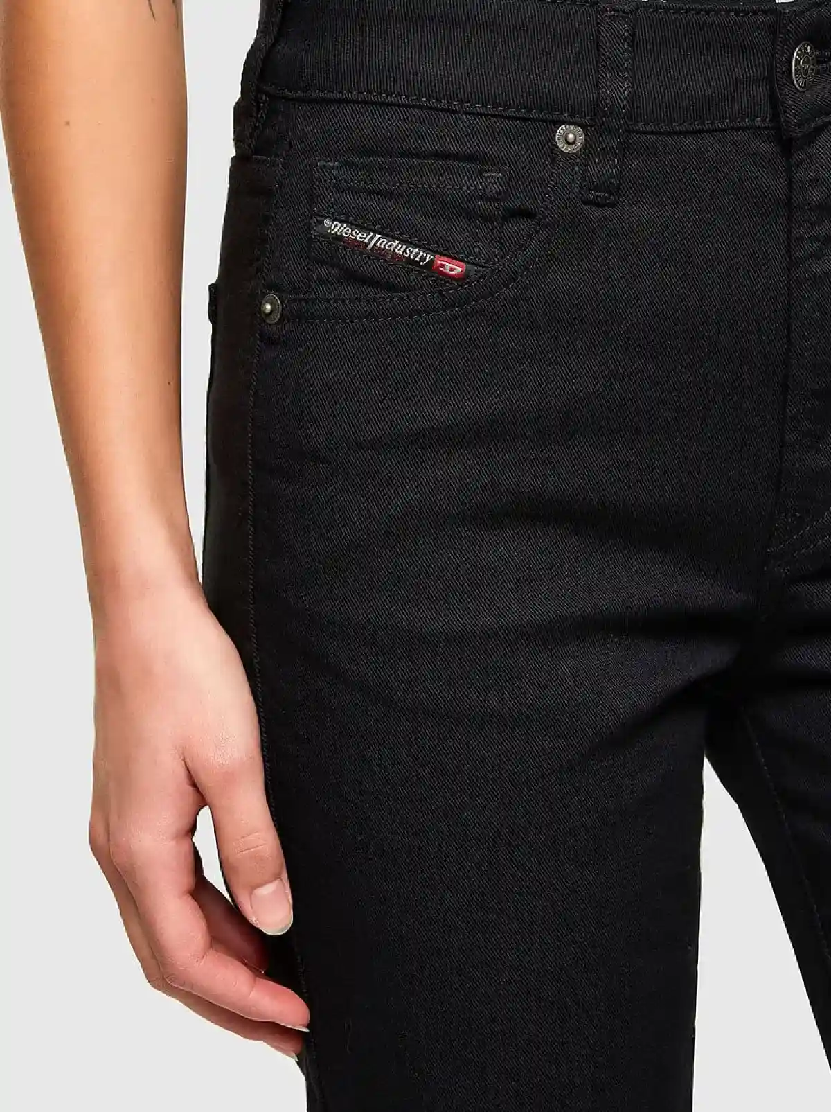 Black Tapered fit Jeans-D-Joy