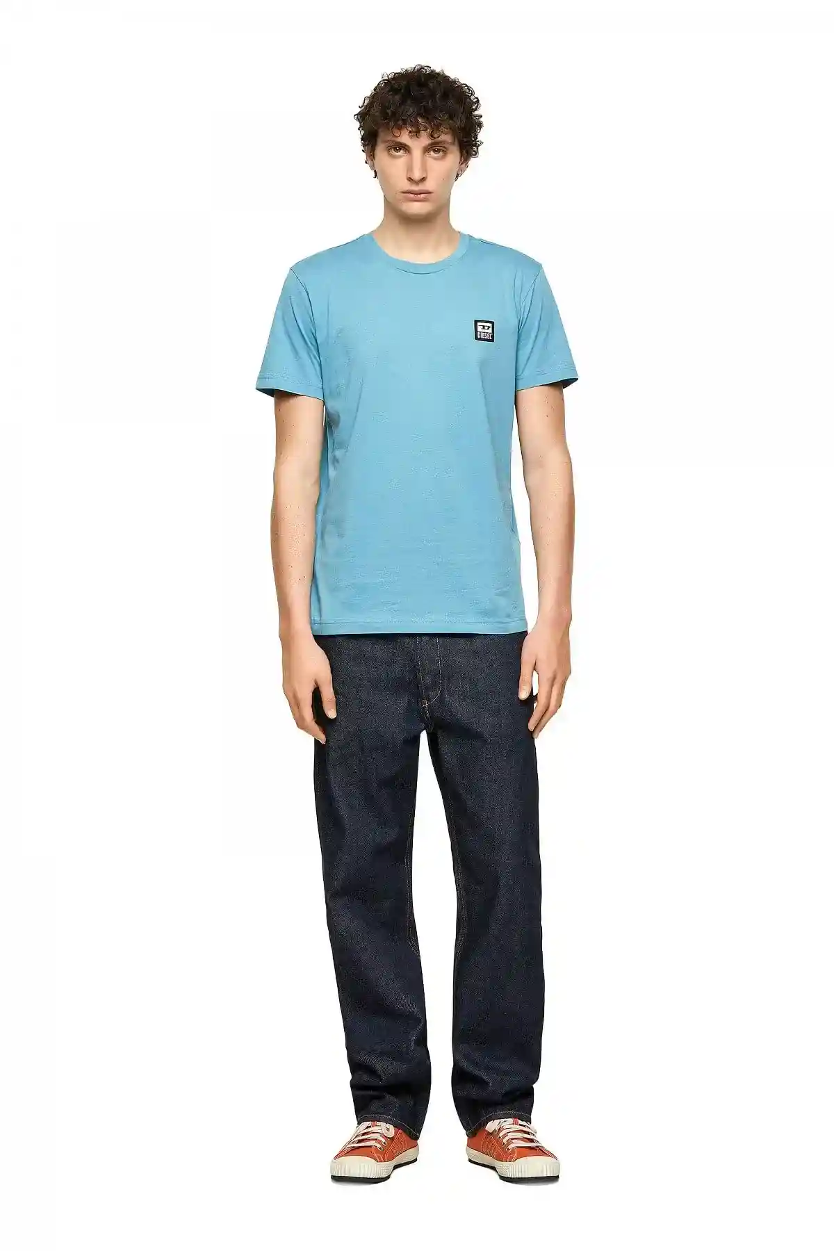 Blue T-shirt with D logo patch