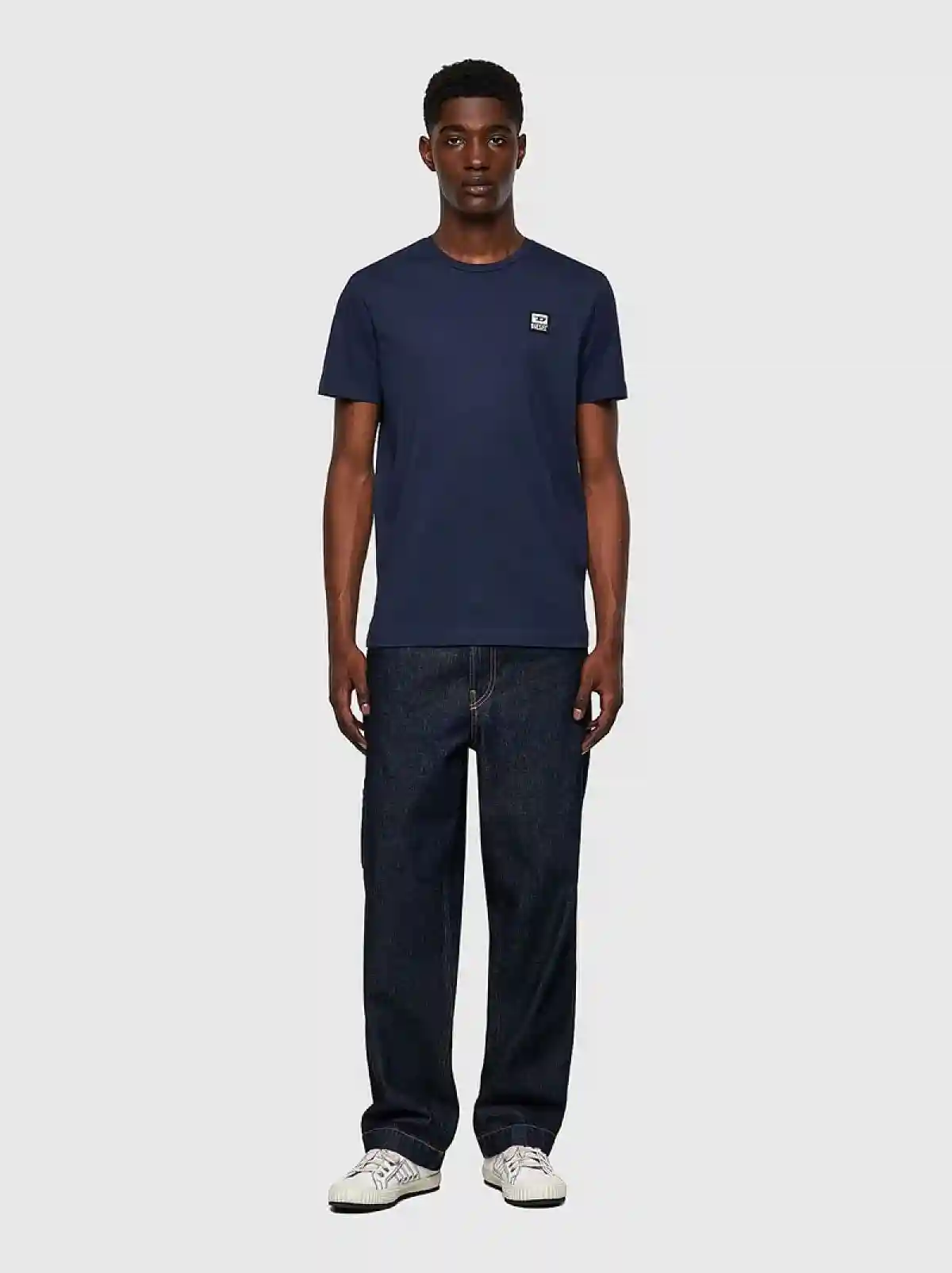 Blue T-shirt with D logo patch