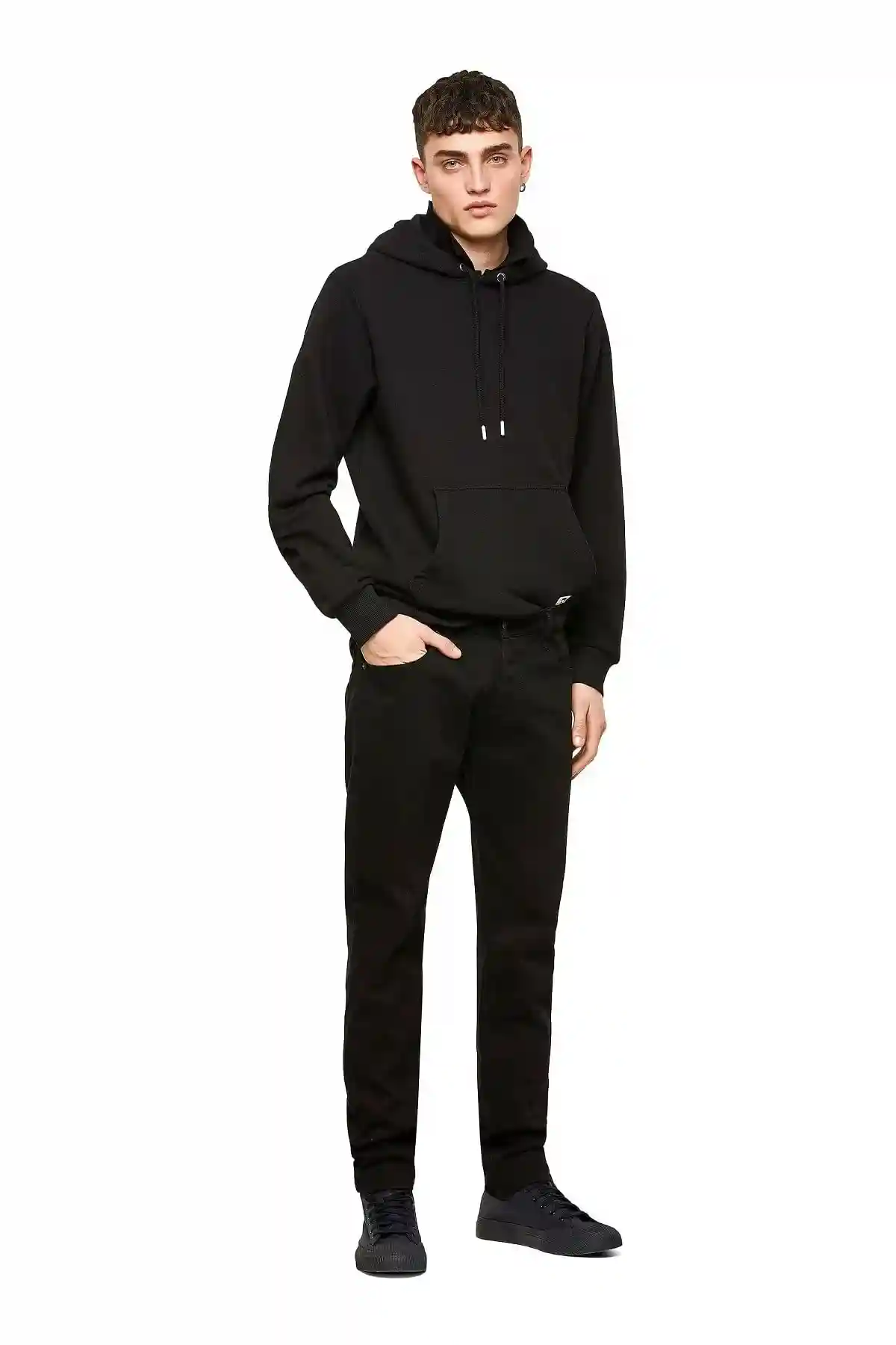 Black Tapered fit Jeans-D-Yennox