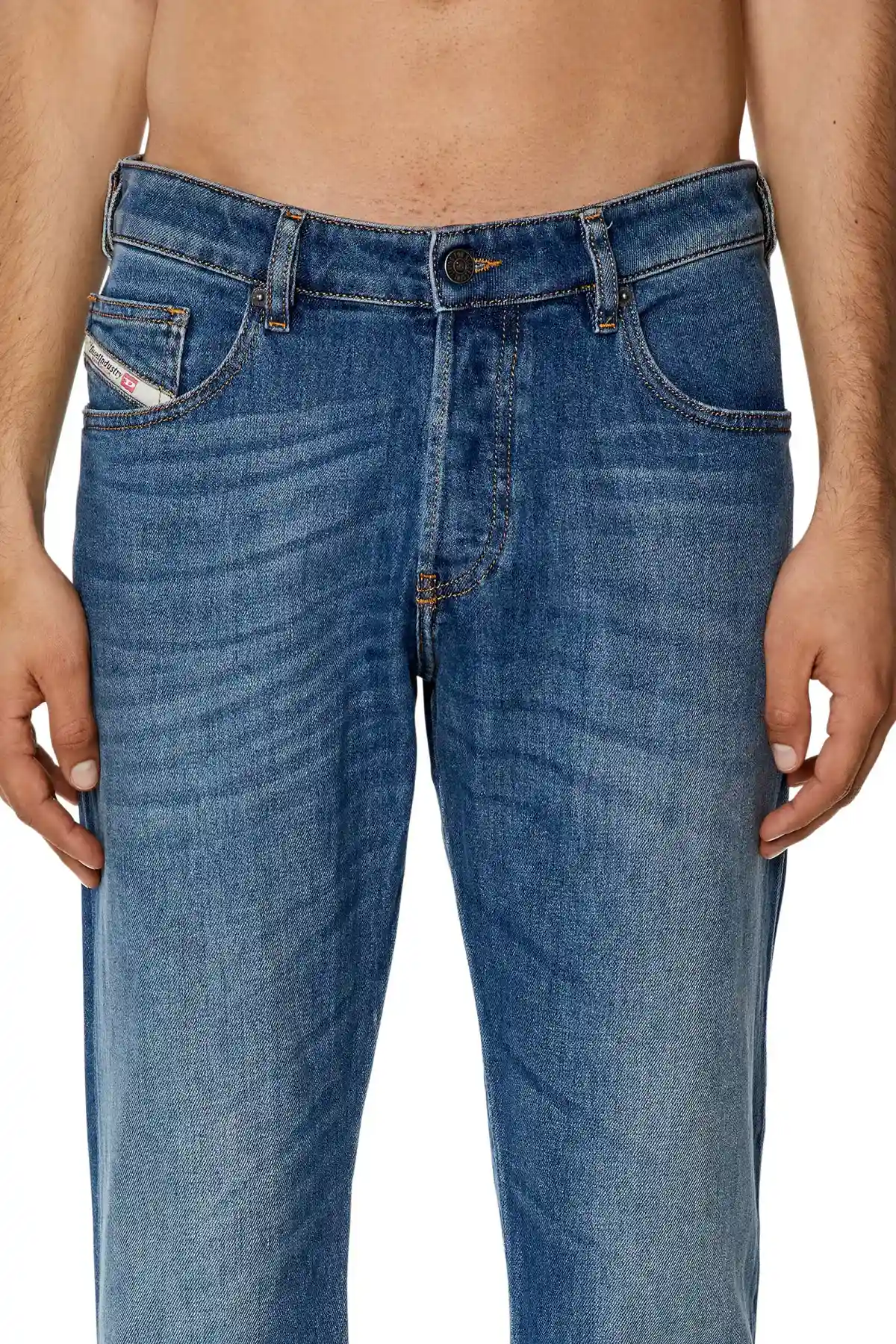 Blue Tapered fit Jeans-D-Yennox