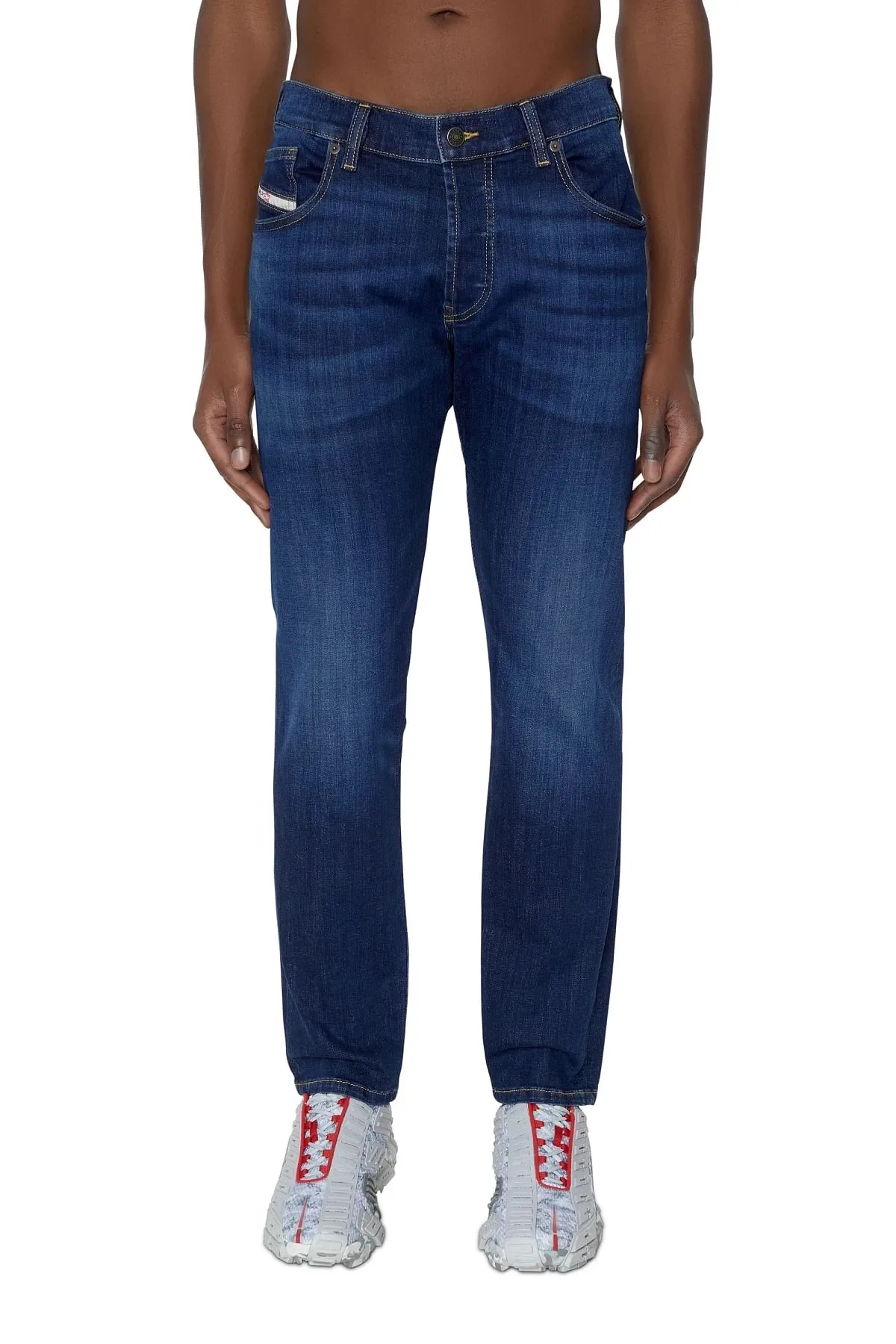 Blue Tapered fit Jeans-D-Yennox