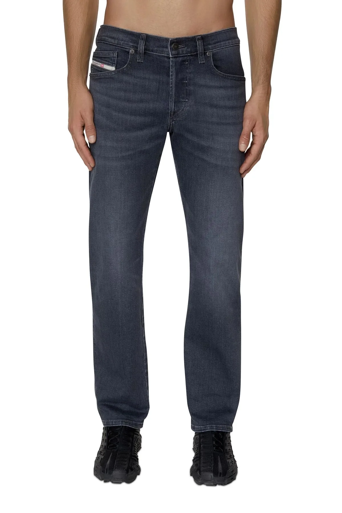 Black Straight Jeans-D-Mihtry