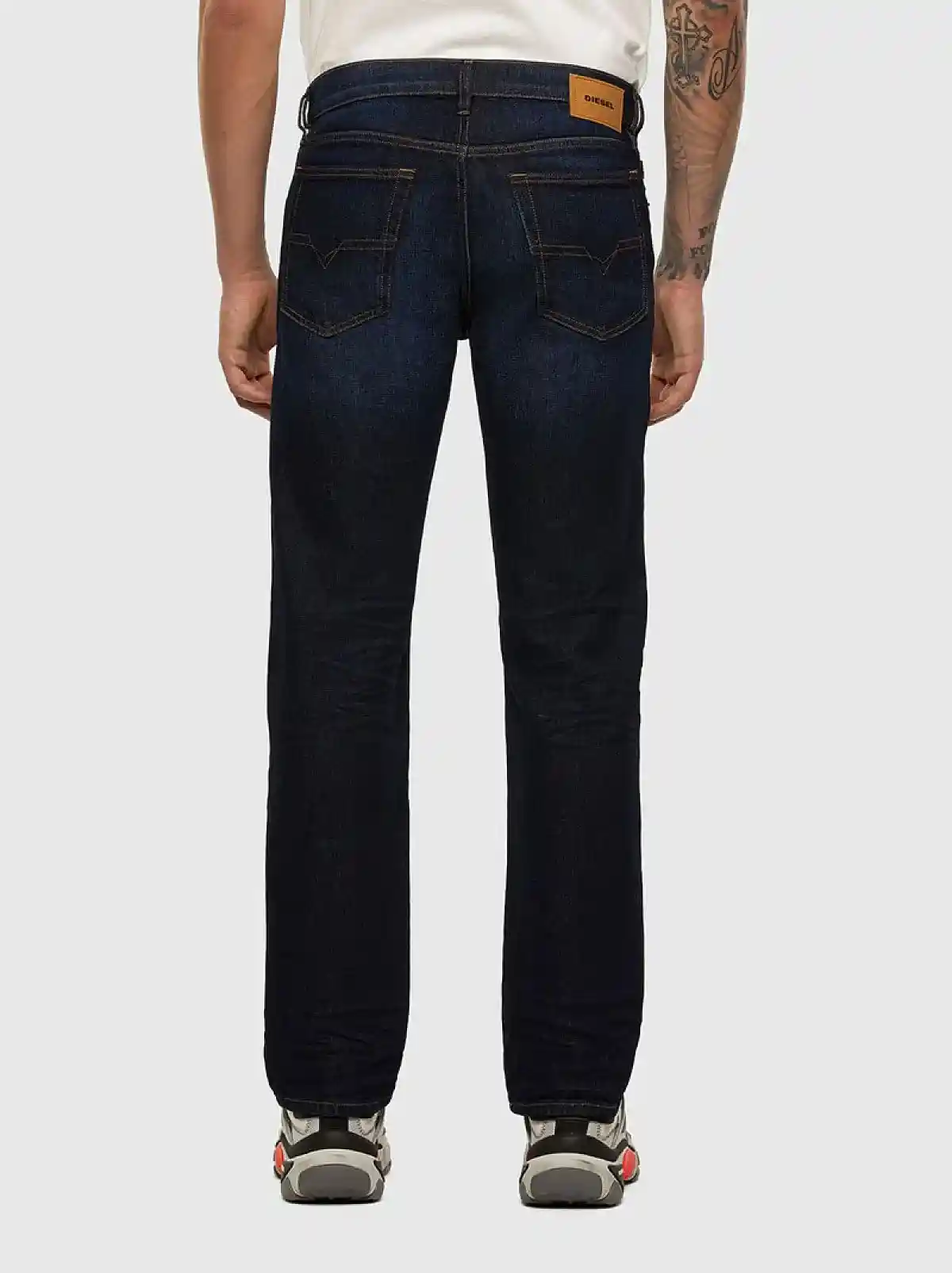 Blue Straight Fit Jeans- D-Mihtry