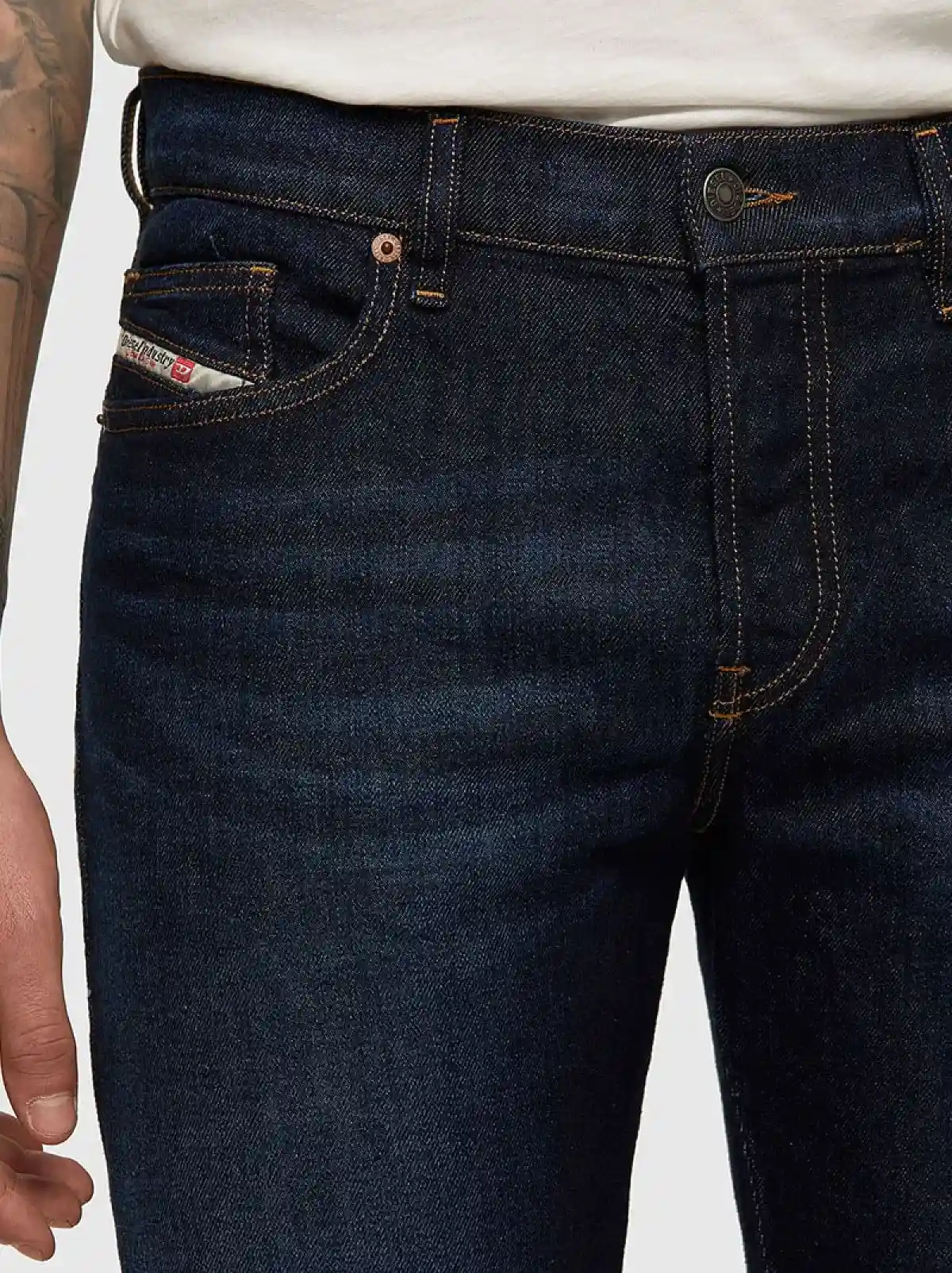 Blue Straight Fit Jeans- D-Mihtry