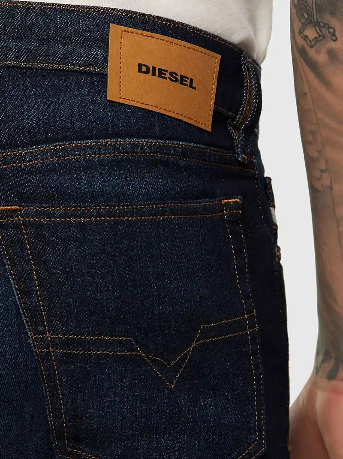 Blue Straight Fit Jeans- D-Mihtry