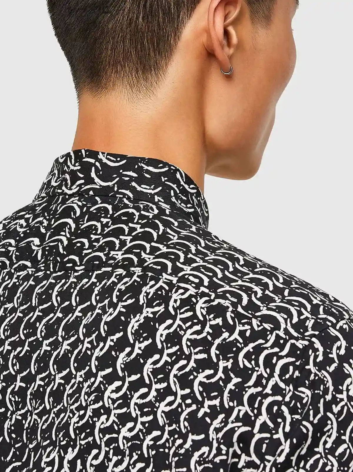 Black Lyocell shirt with chain print