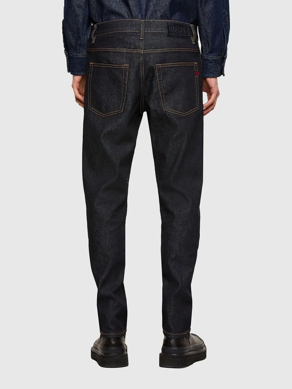 Blue Tapered fit Jeans-2005 D-Fining