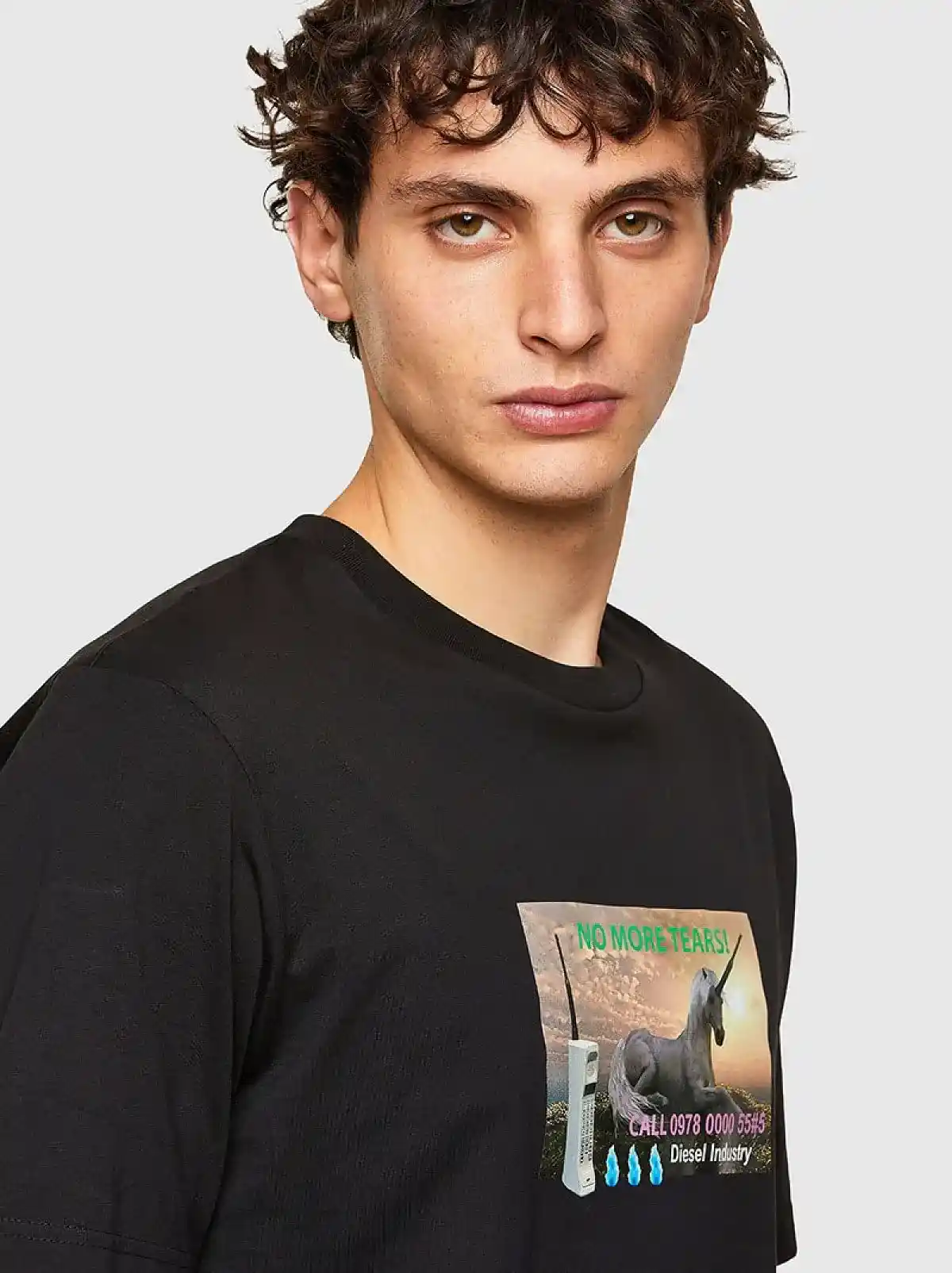 Black T-shirt with photo print
