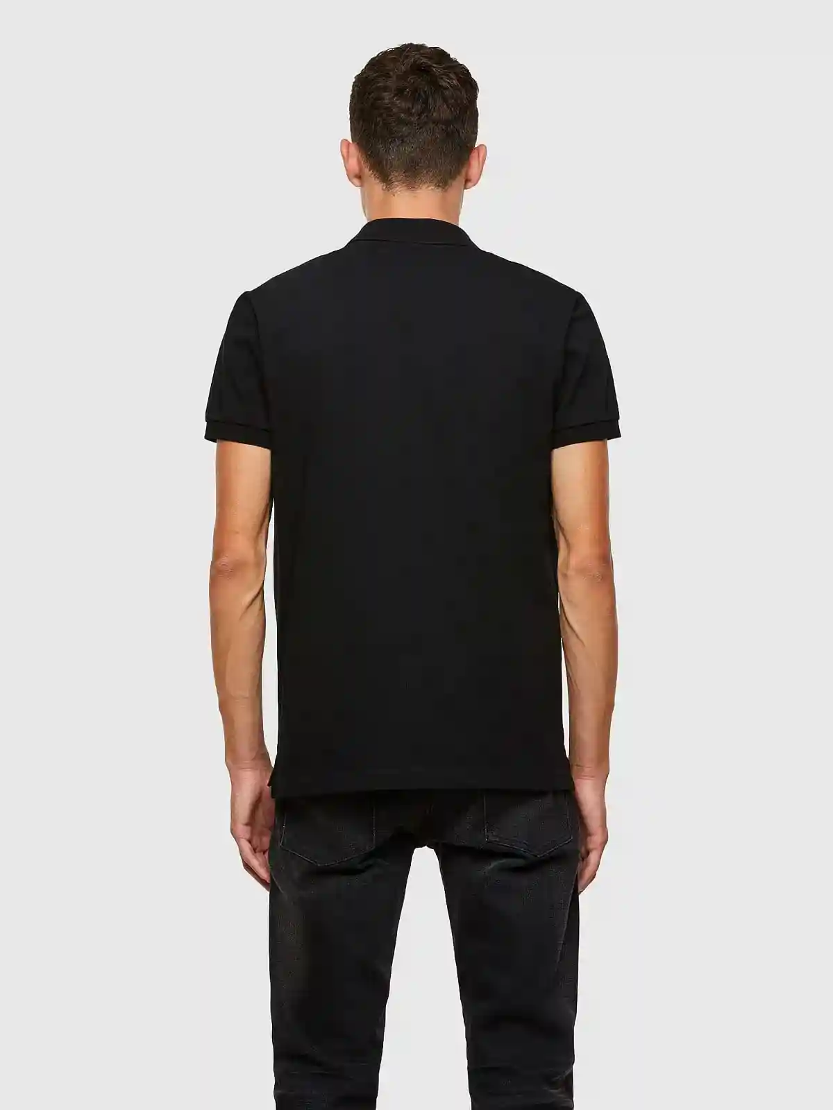 Black Polo shirt with 3D print