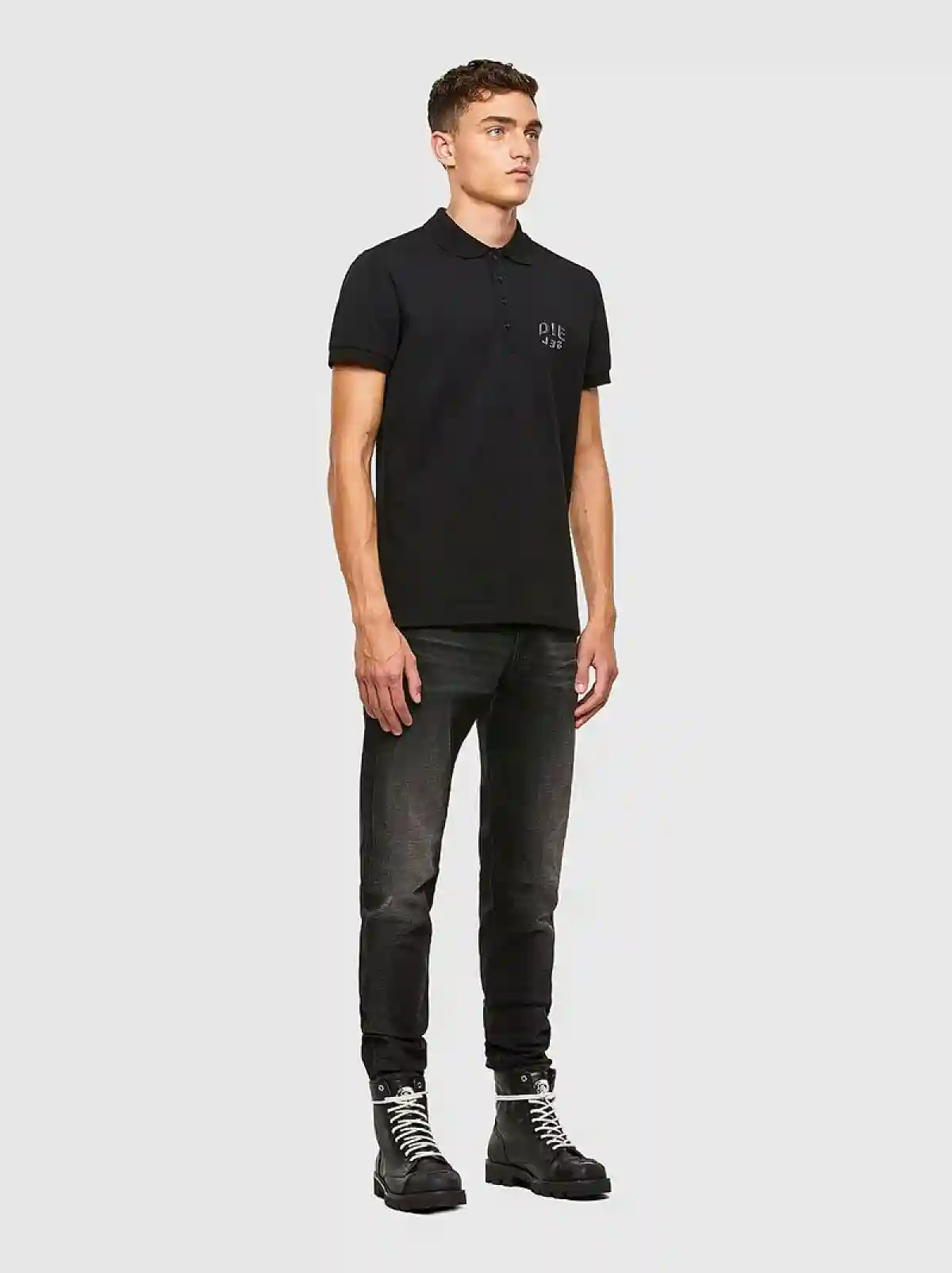 Black Polo shirt with 3D print