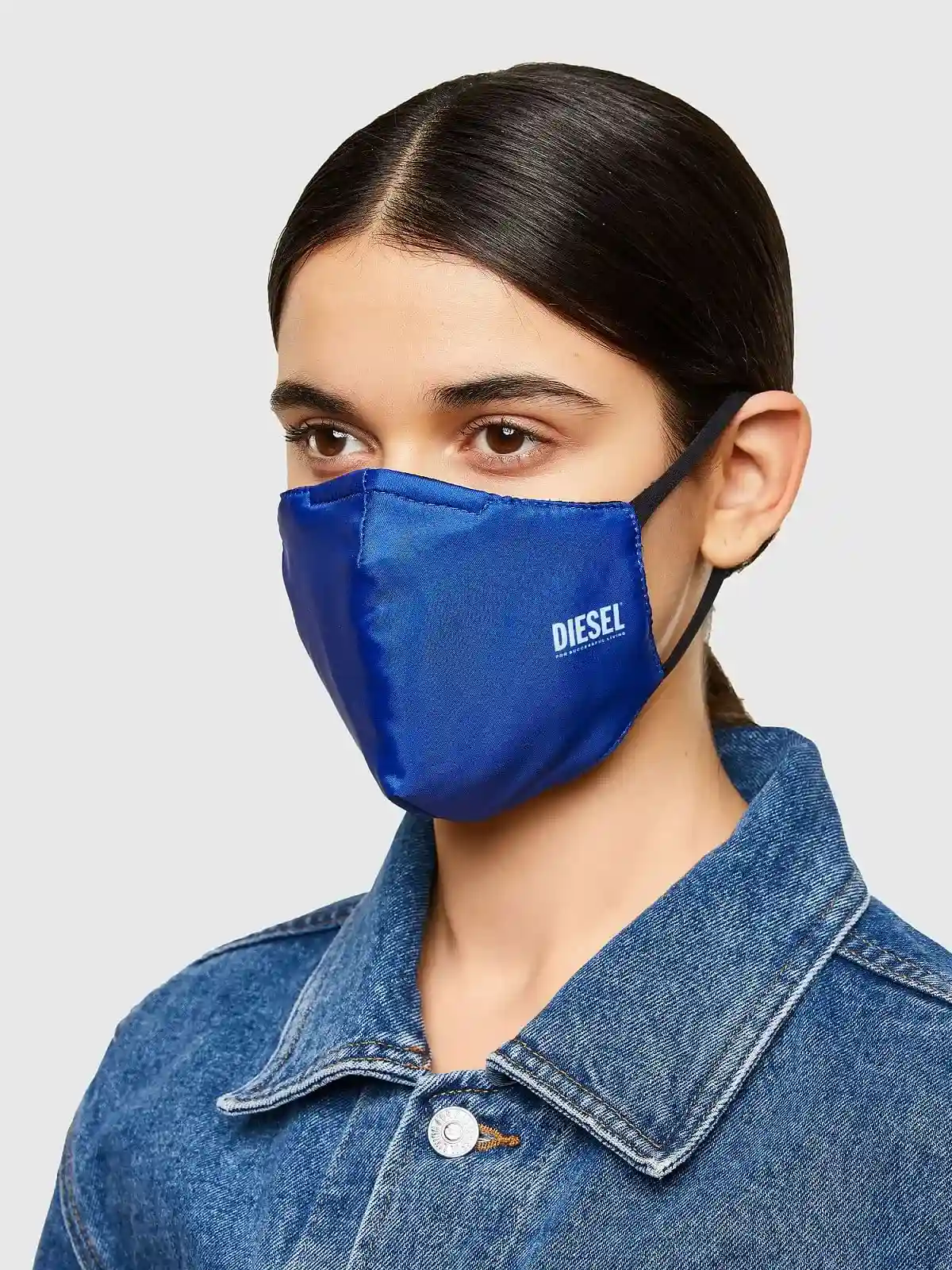 Blue Mask in solid color