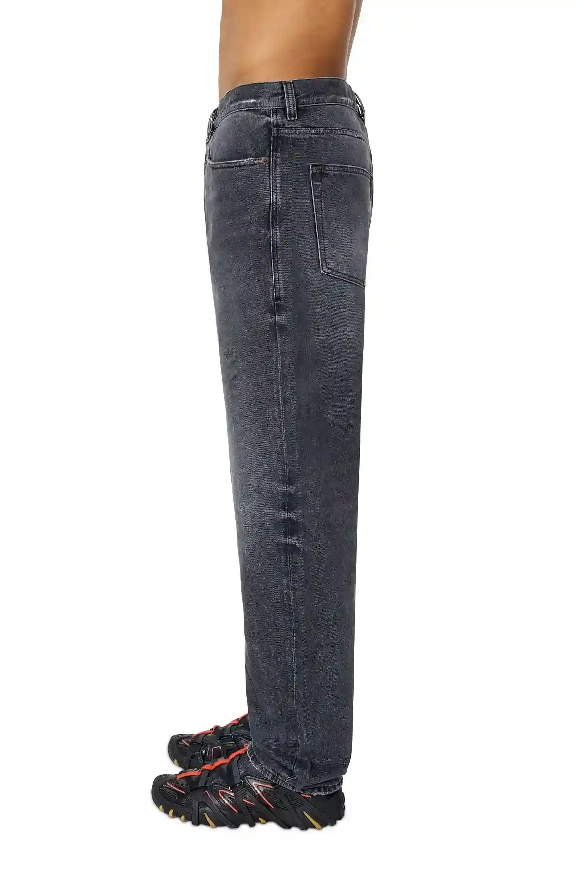 Black and Dark Grey 2010 L.32 Pantaloni Jeans