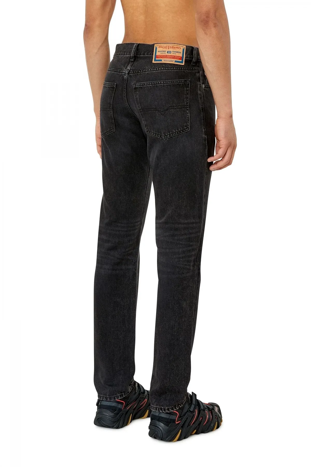 Black Straight Jeans-1995 D-Sark