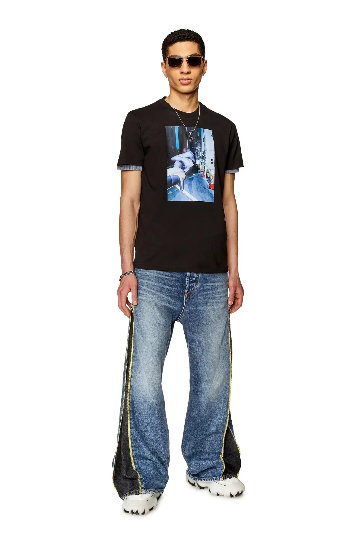 Black T-shirt with front photo print