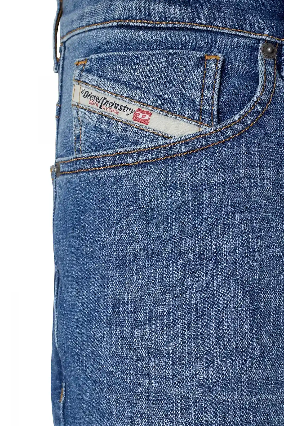 Blue Tapered fit Jeans-2005 D-Fining