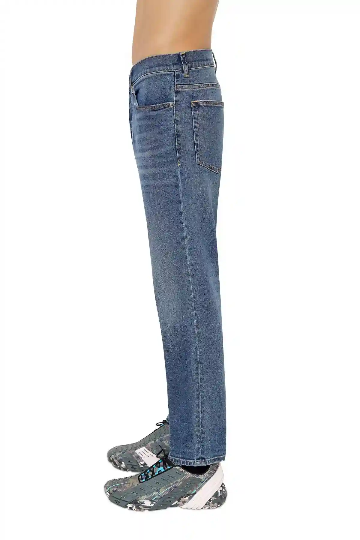 Blue Tapered fit Jeans-2005 D-Fining