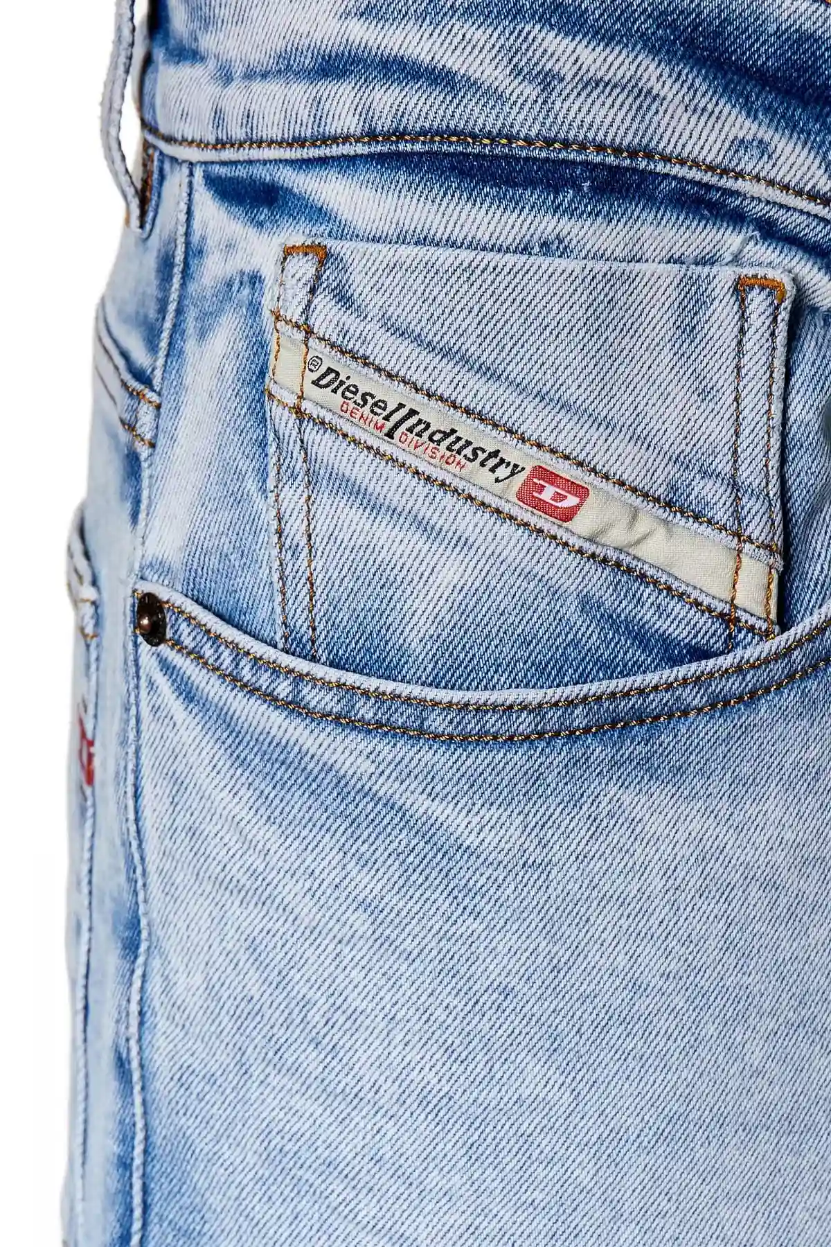Blue Tapered fit Jeans-2005 D-Fining