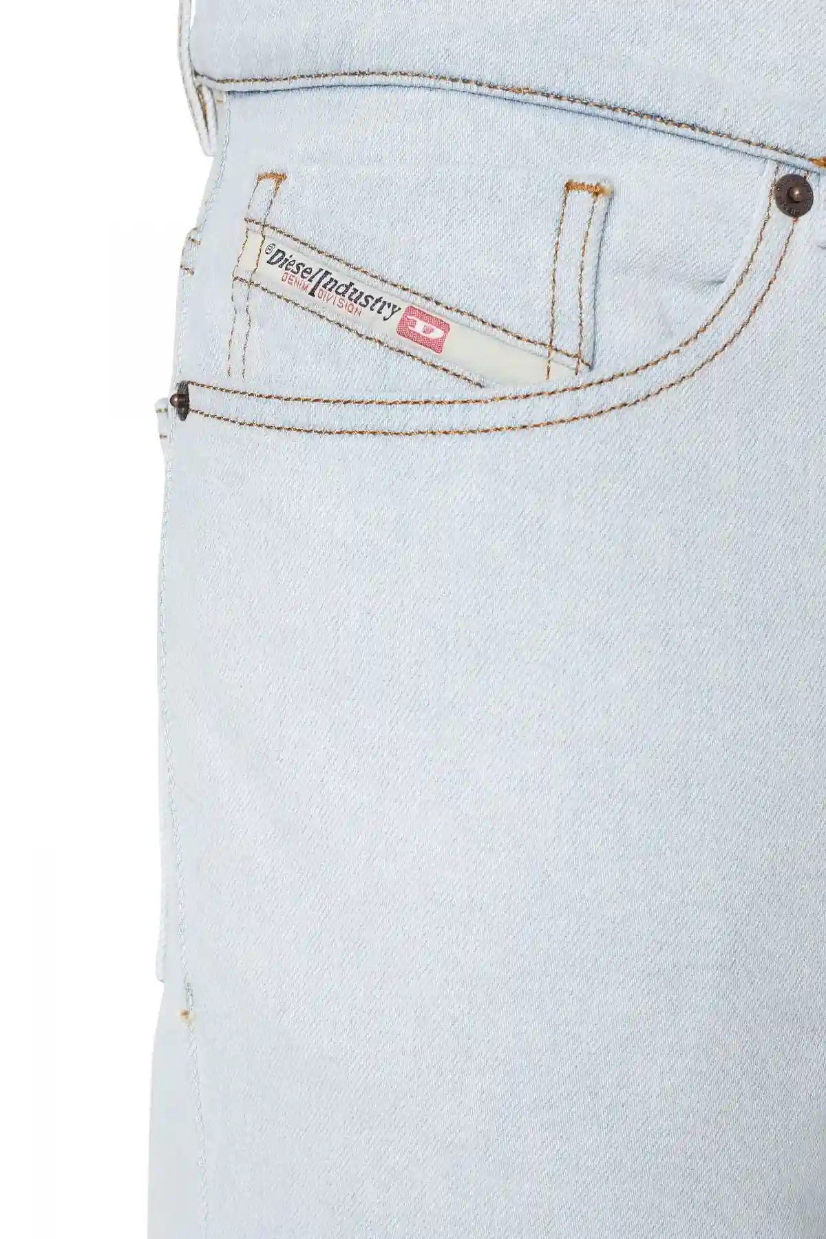 Blue Tapered fit Jeans-2005 D-Fining
