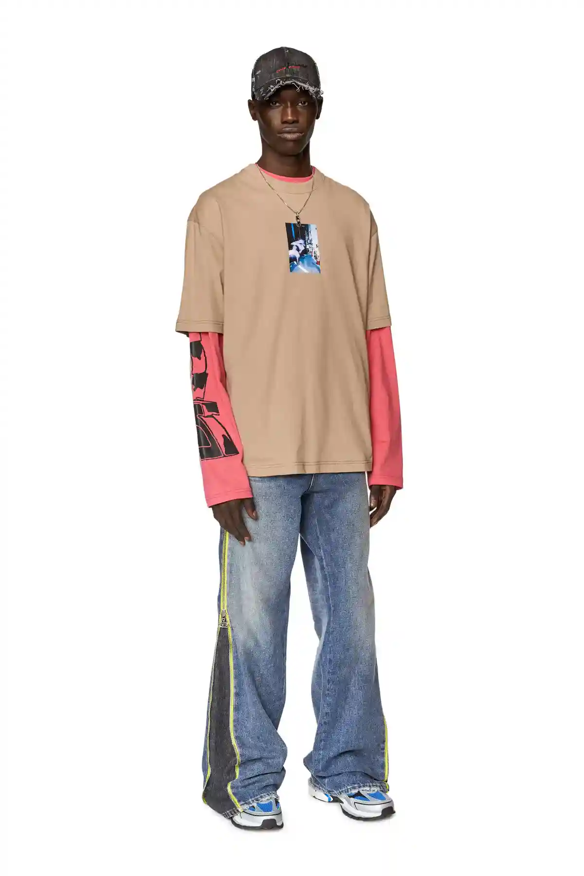 Beige T-shirt with photo prints