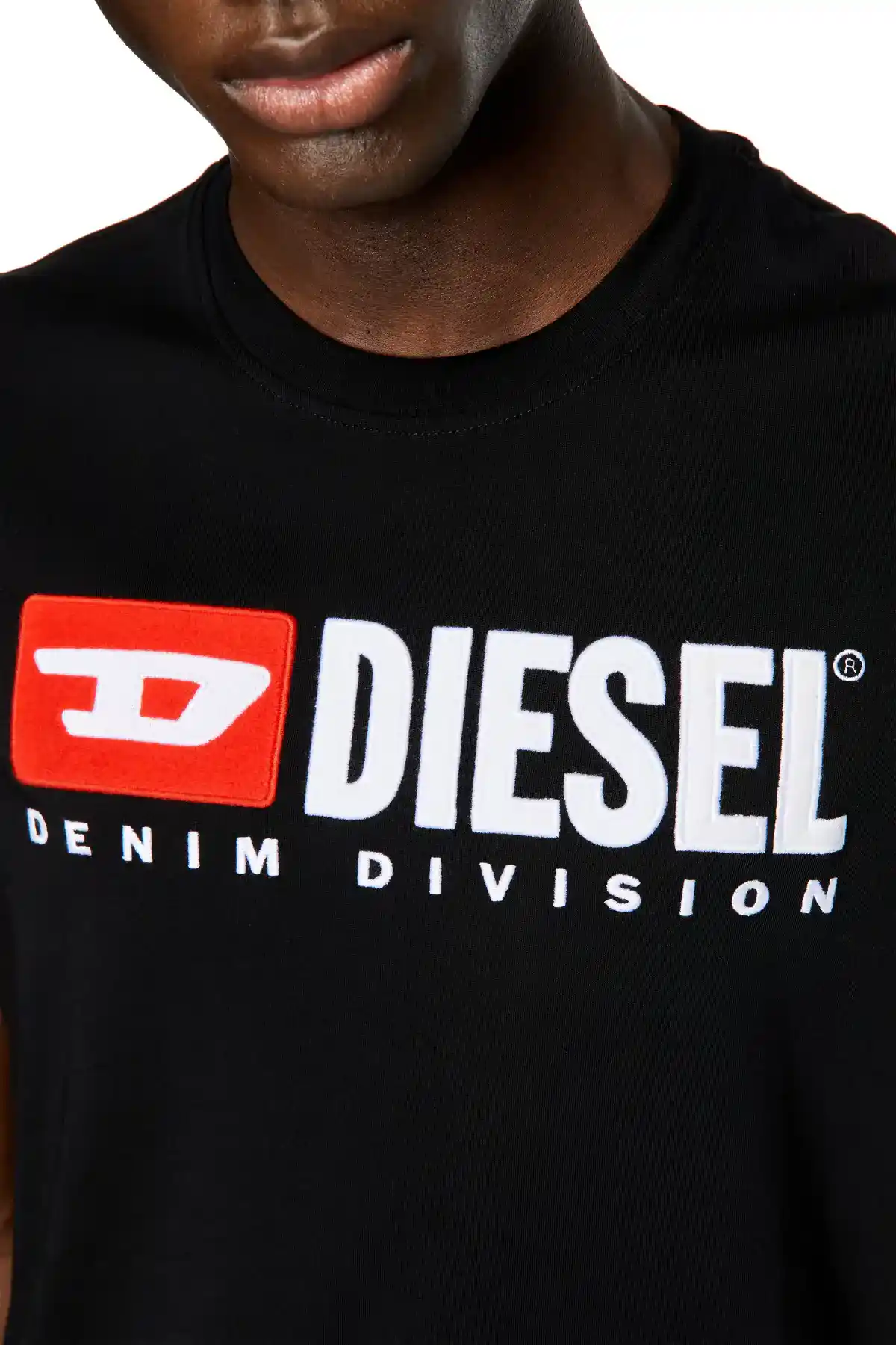 Black T-shirt with embroidered logo