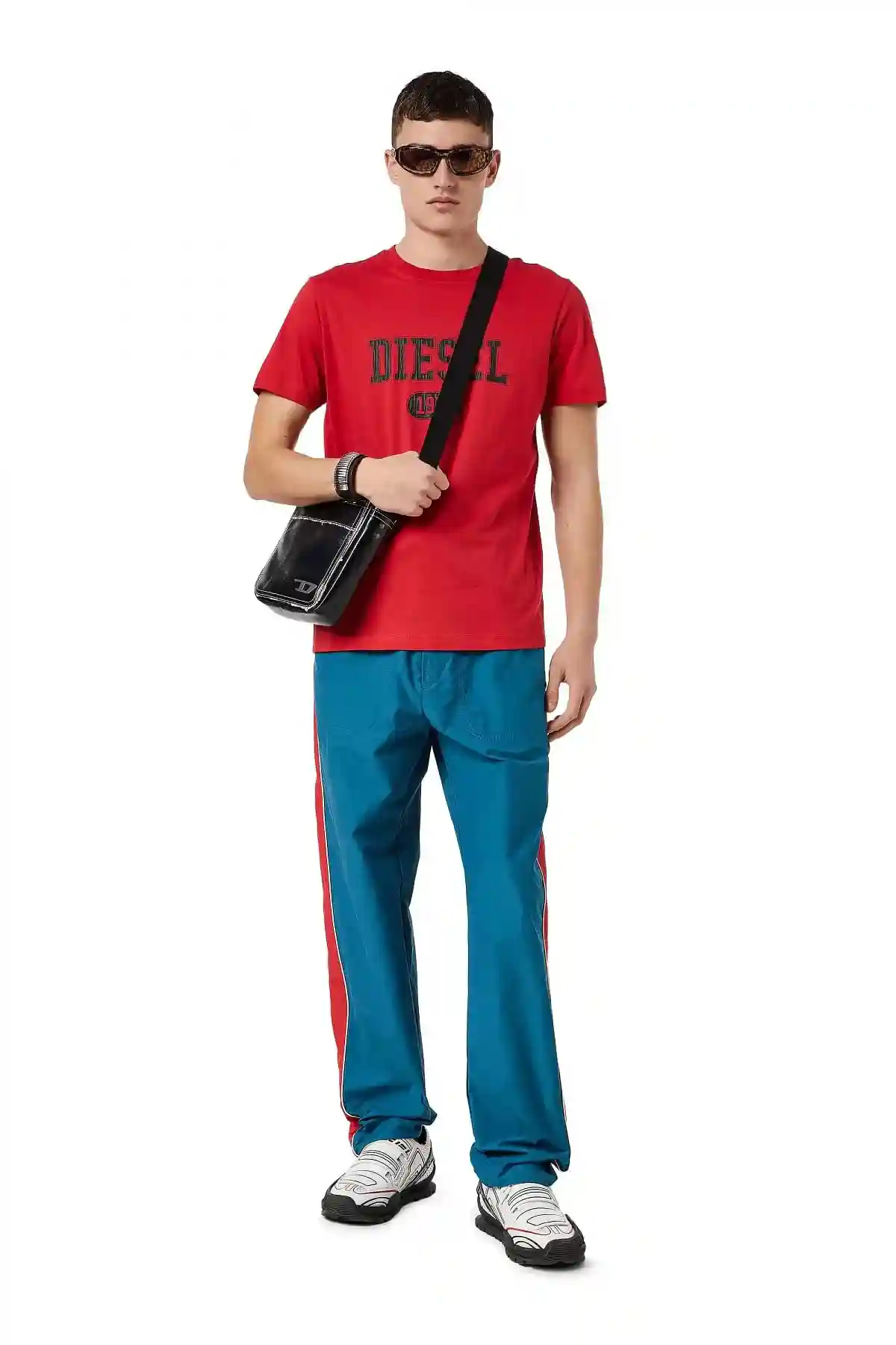 Red T-shirt with 1978 logo