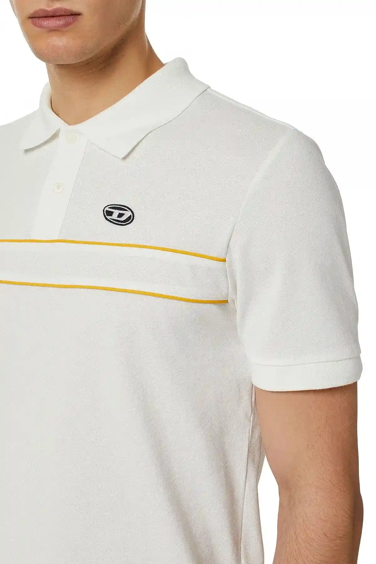 White Polo shirt with contrast piping