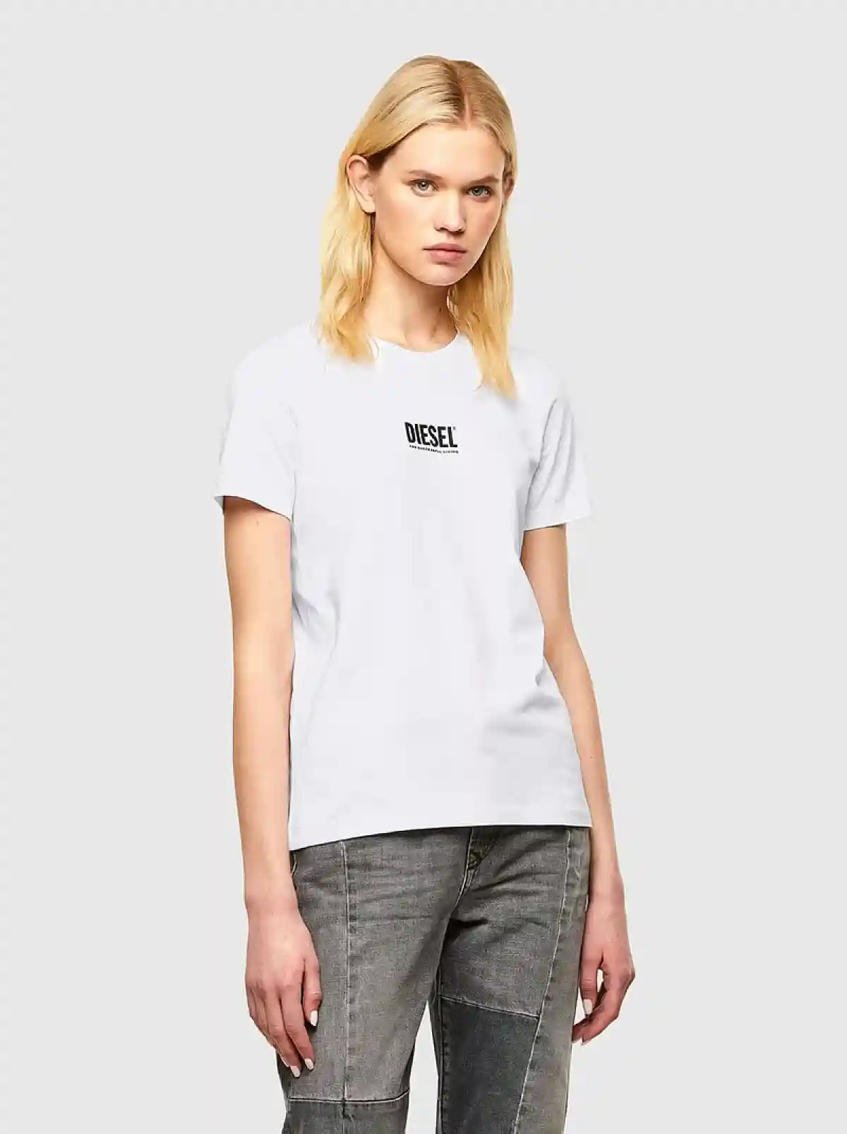 White T-shirt with small 3D logo print