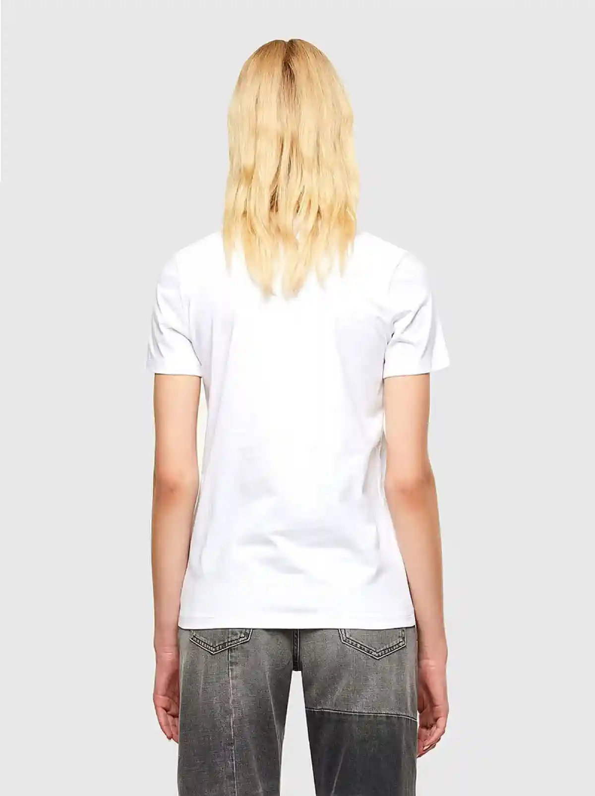 White T-shirt with small 3D logo print