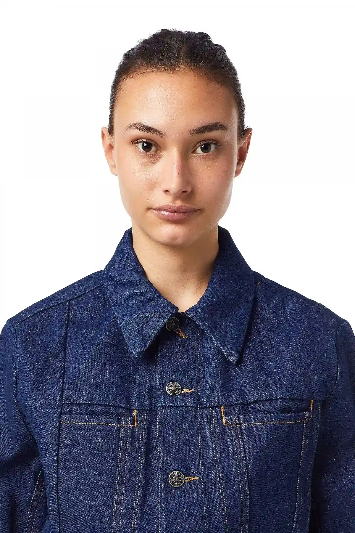 Blue Cropped trucker jacket in rinsed denim