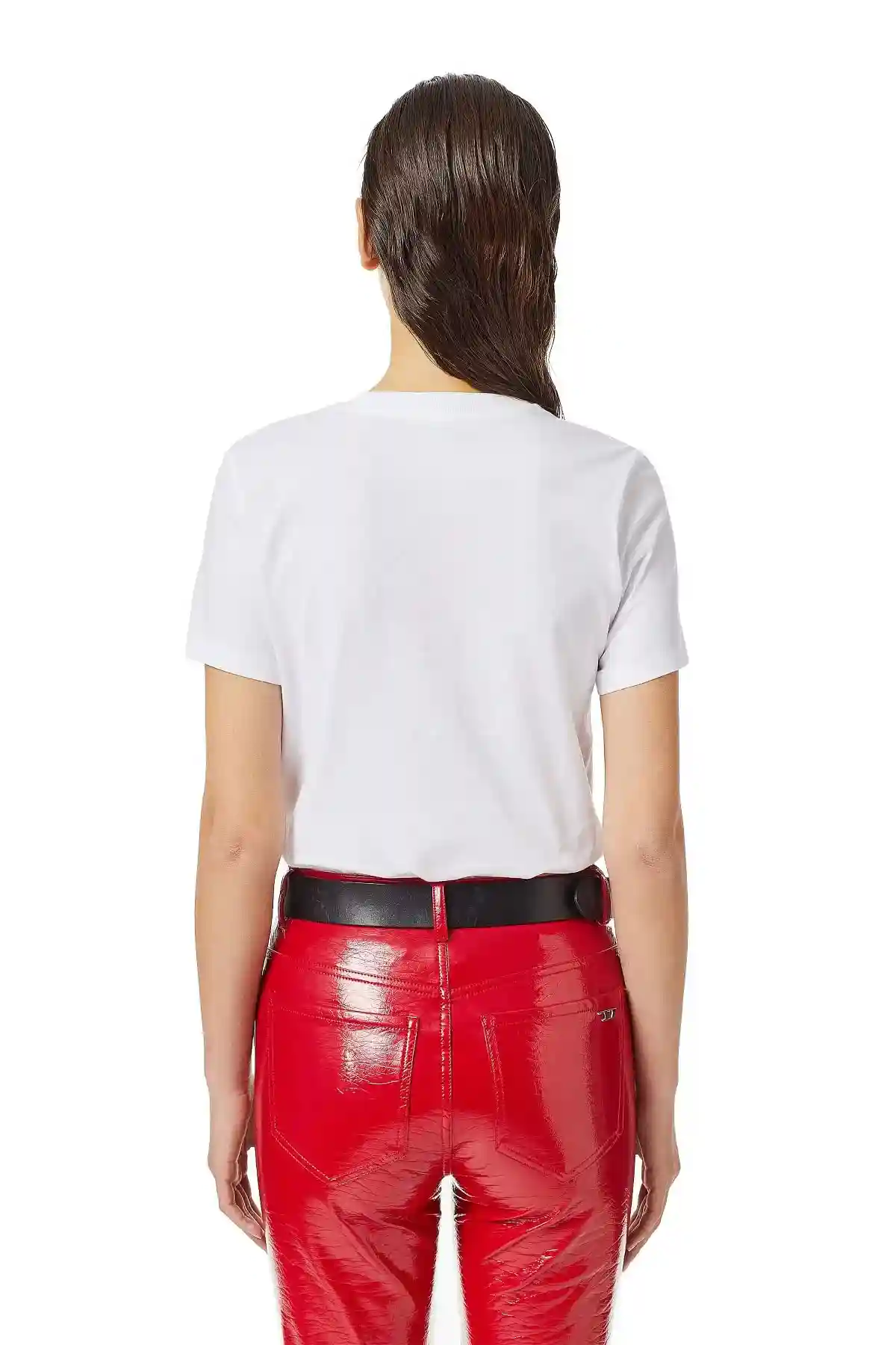 White T-shirt with D logo