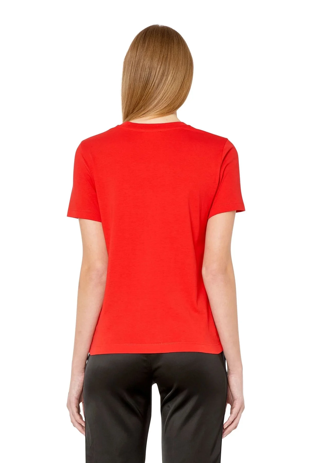 Red T-shirt with mini logo patch