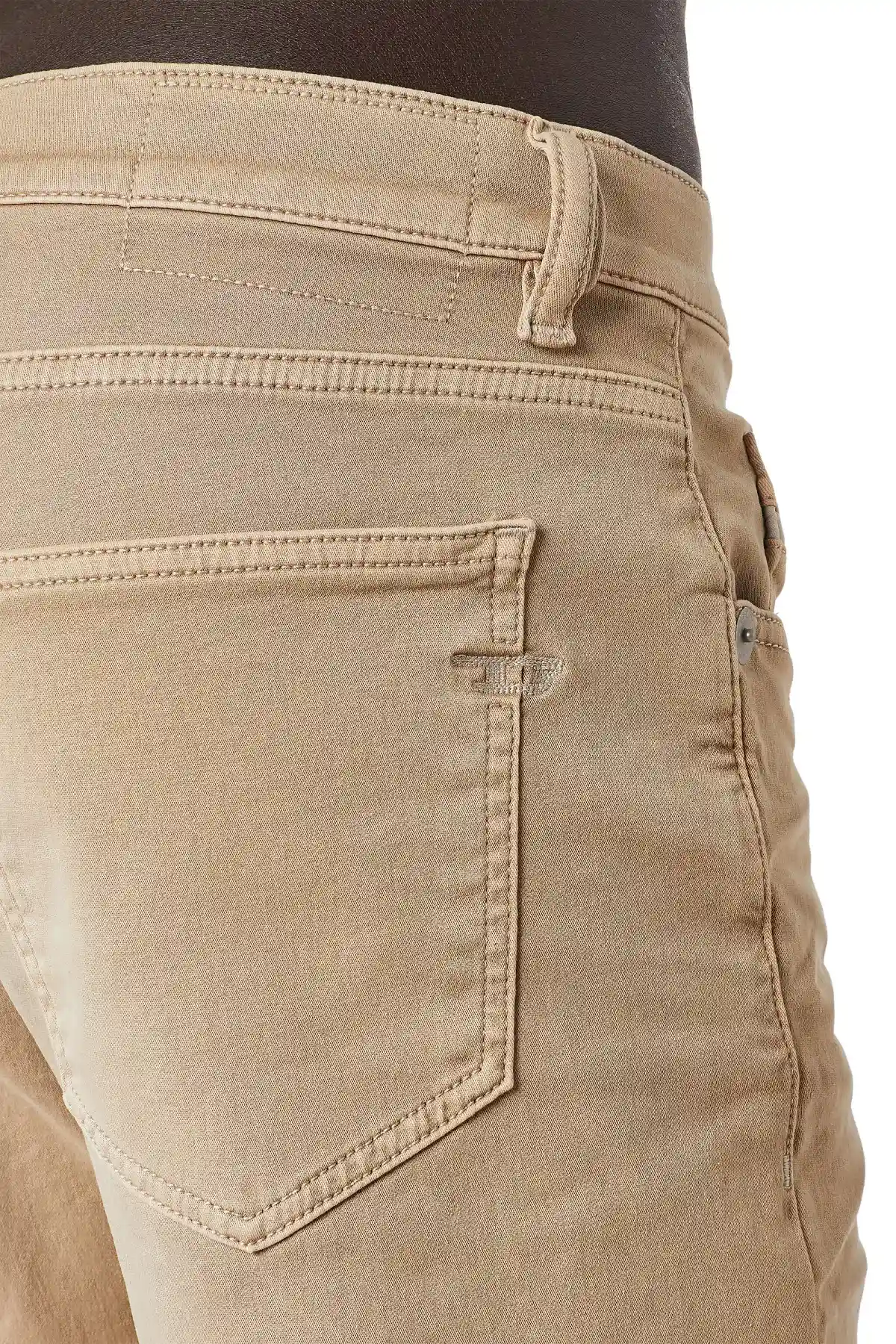 Beige Slim 2060 D-Strukt JoggJeans