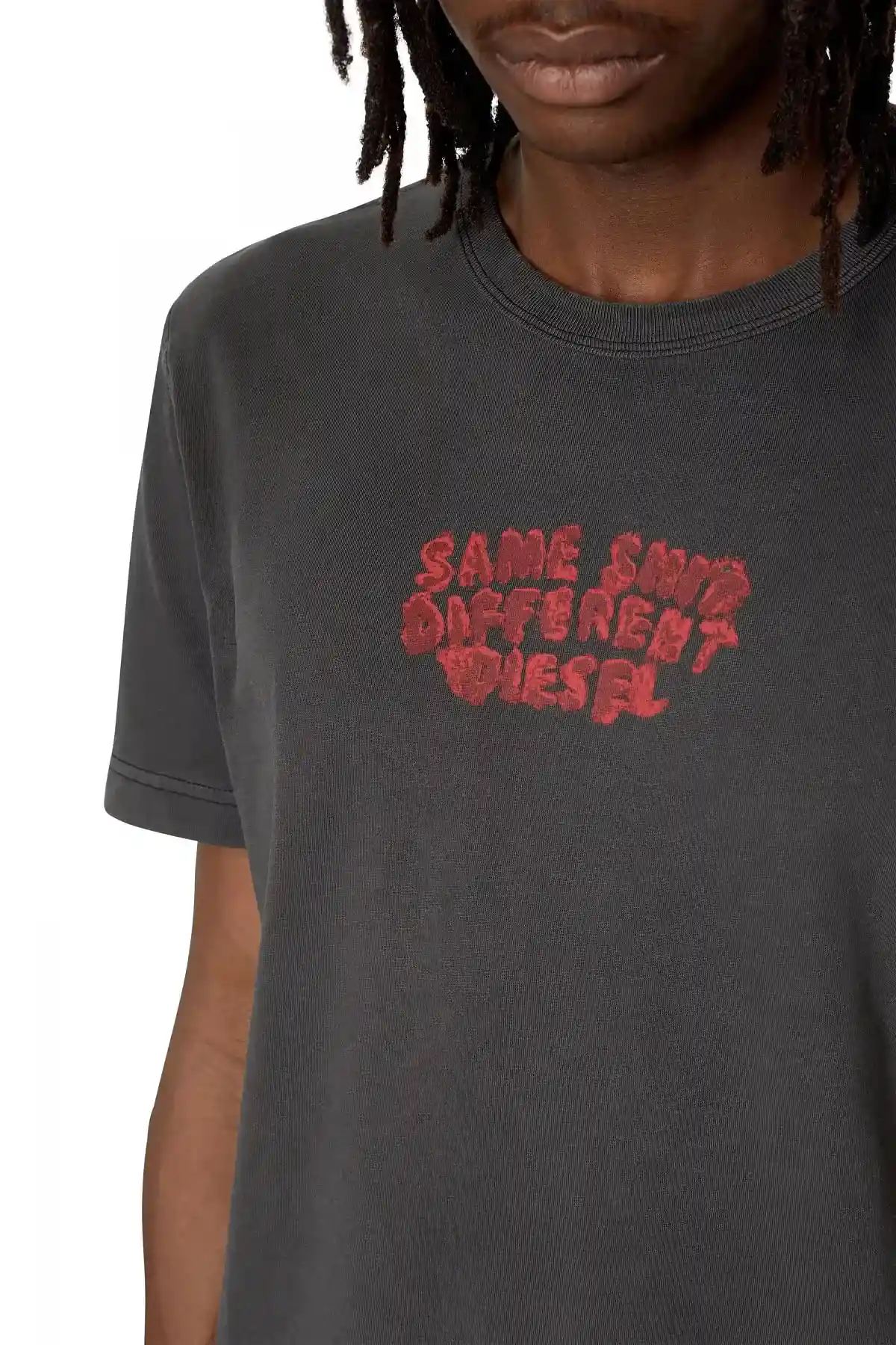 Grey T-shirt with bleeding print