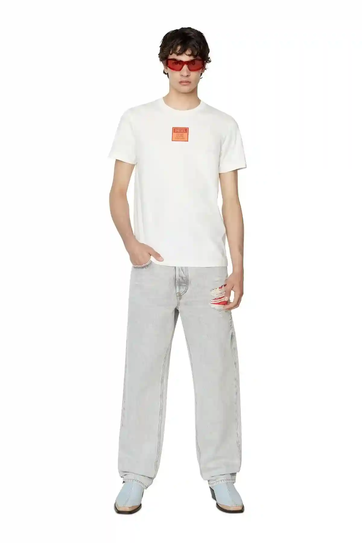 White T-shirt with with logo patch