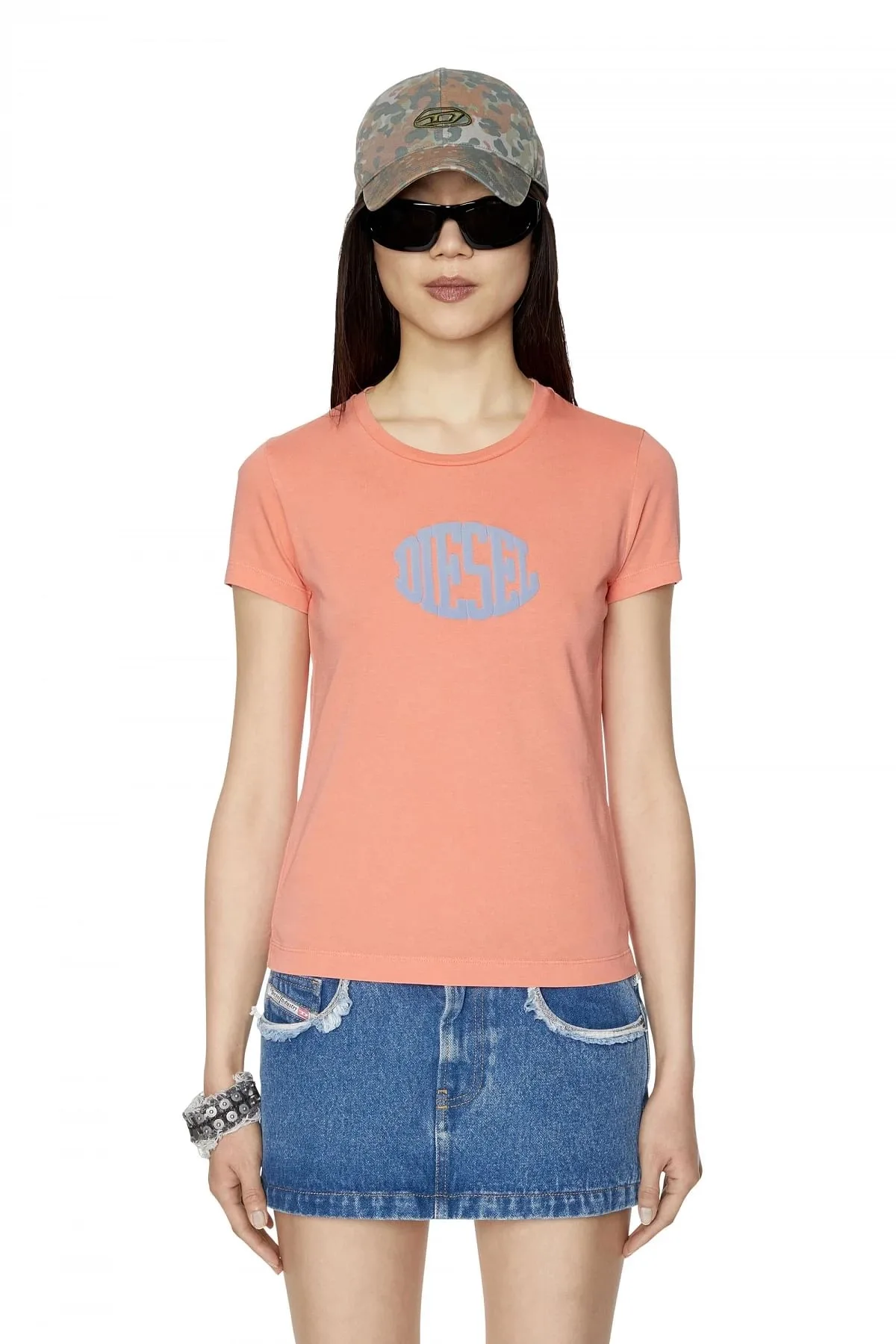 Pink T-shirt with puff logo print