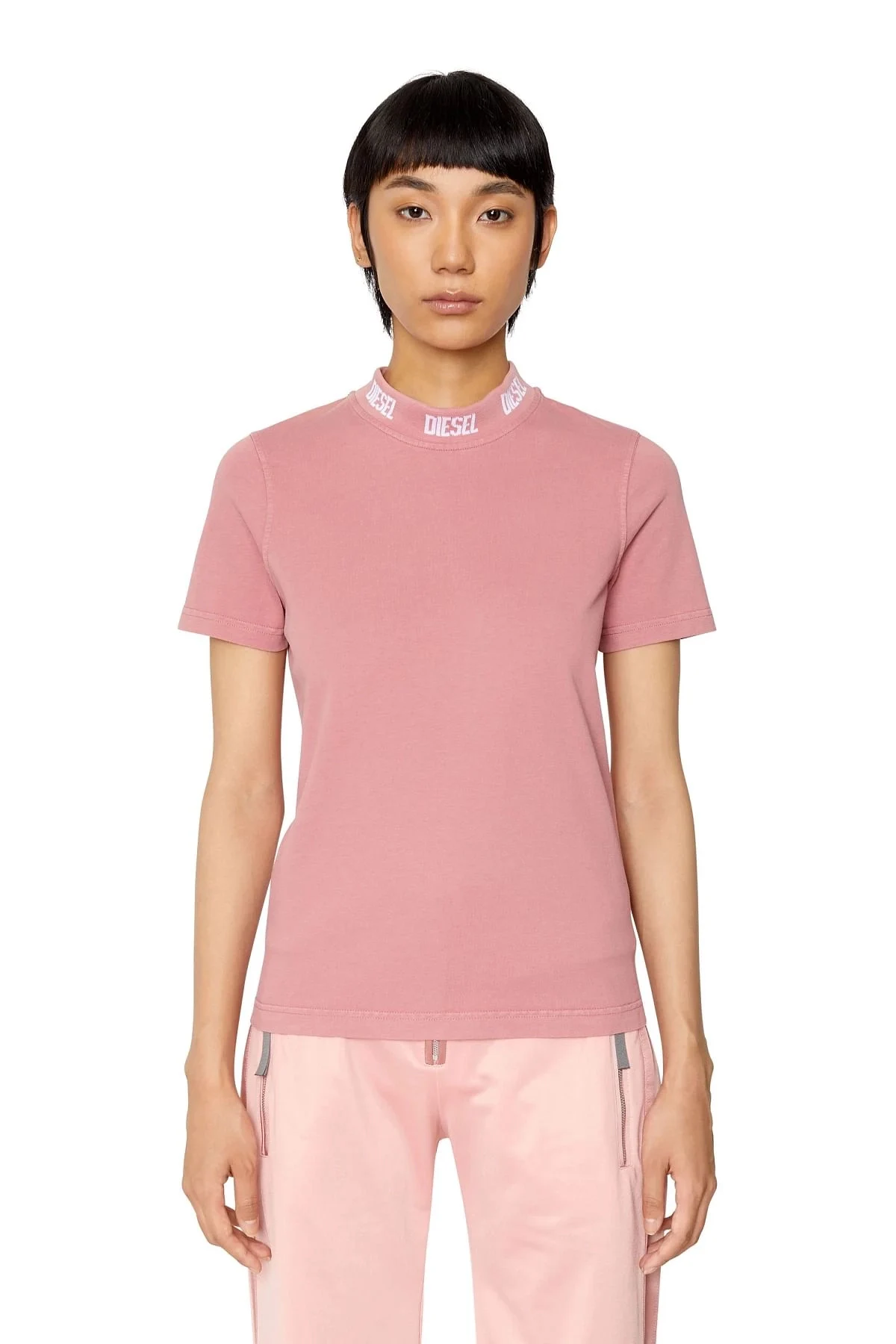 Pink T-shirt with logo neck