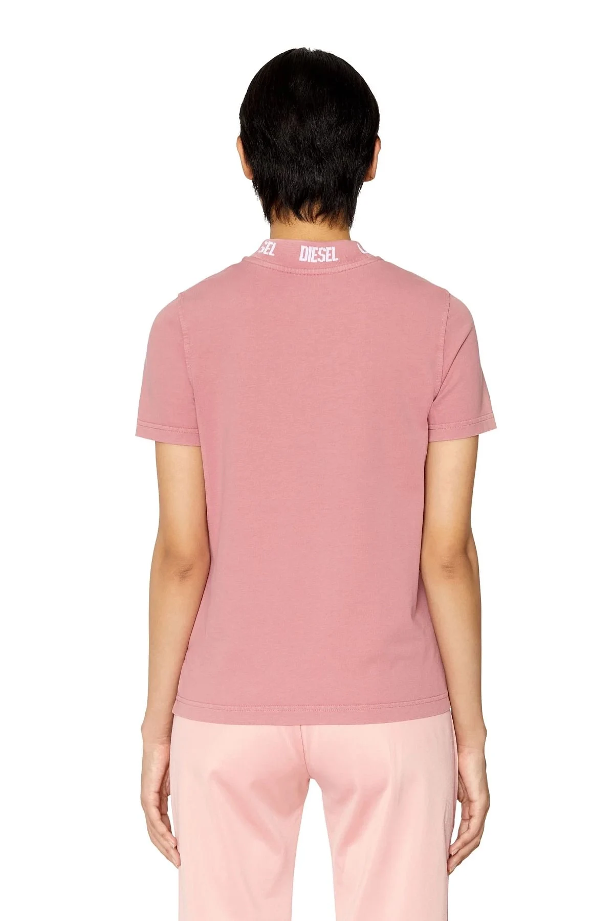 Pink T-shirt with logo neck