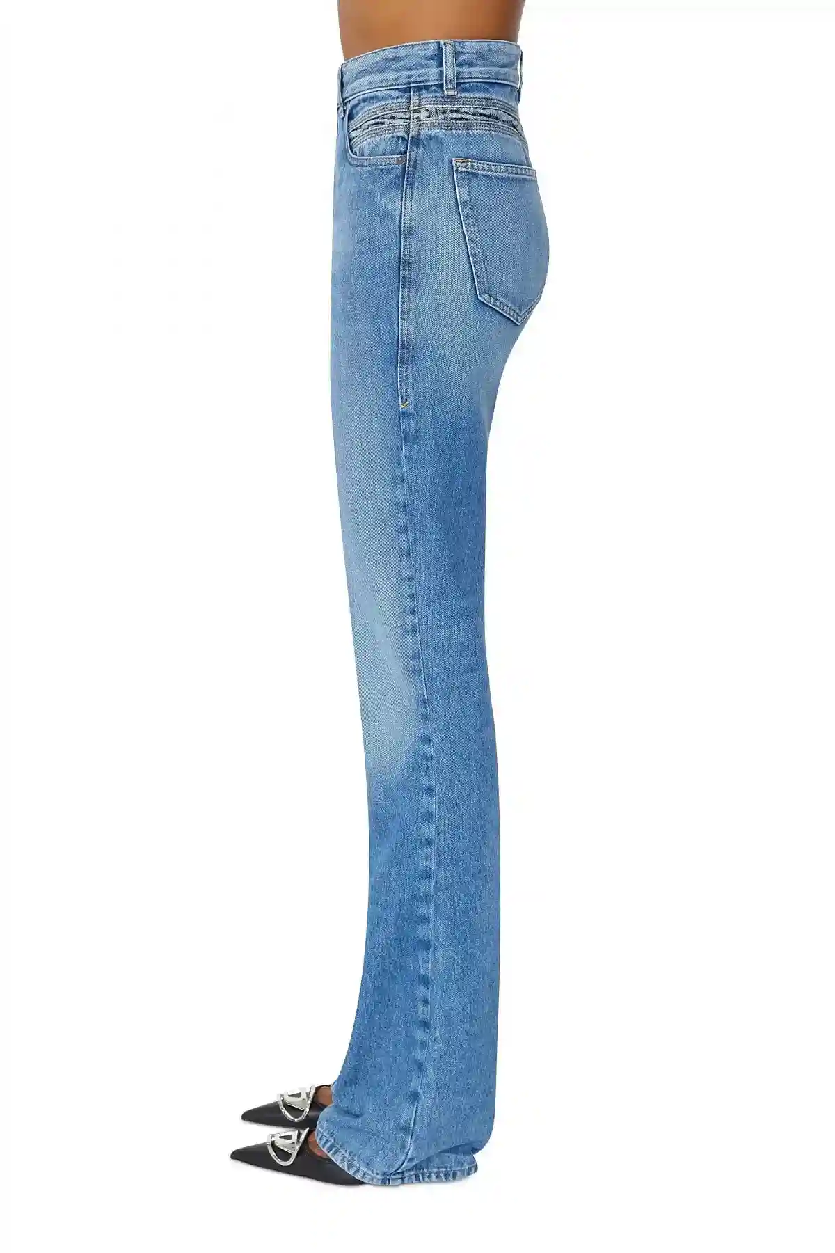 Blue Bootcut and Flare Jeans-2003 D-Escription