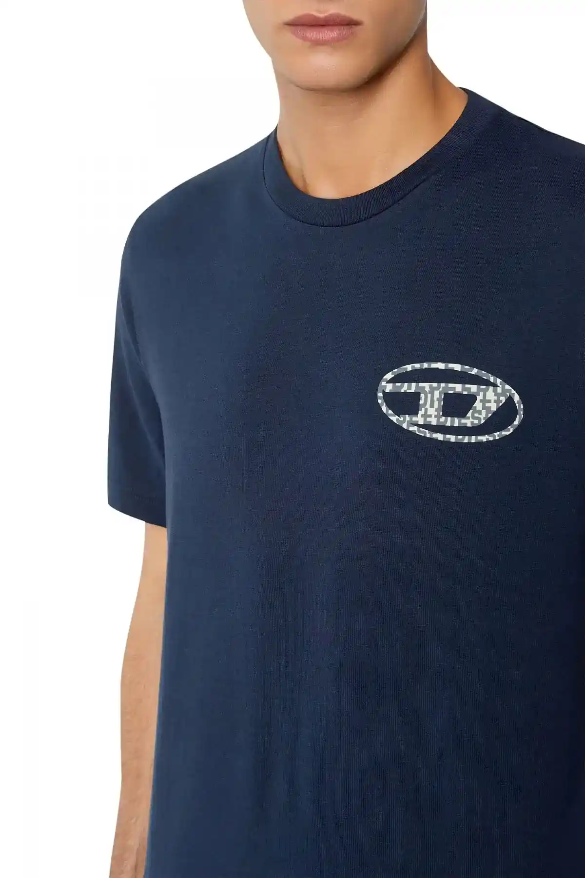 Blue T-shirt with oversized logo print