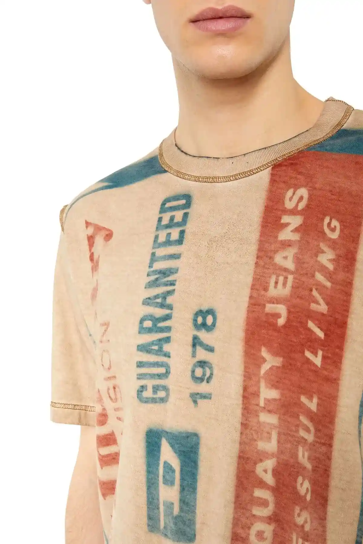 Beige and Red T-shirt with jacron patch print
