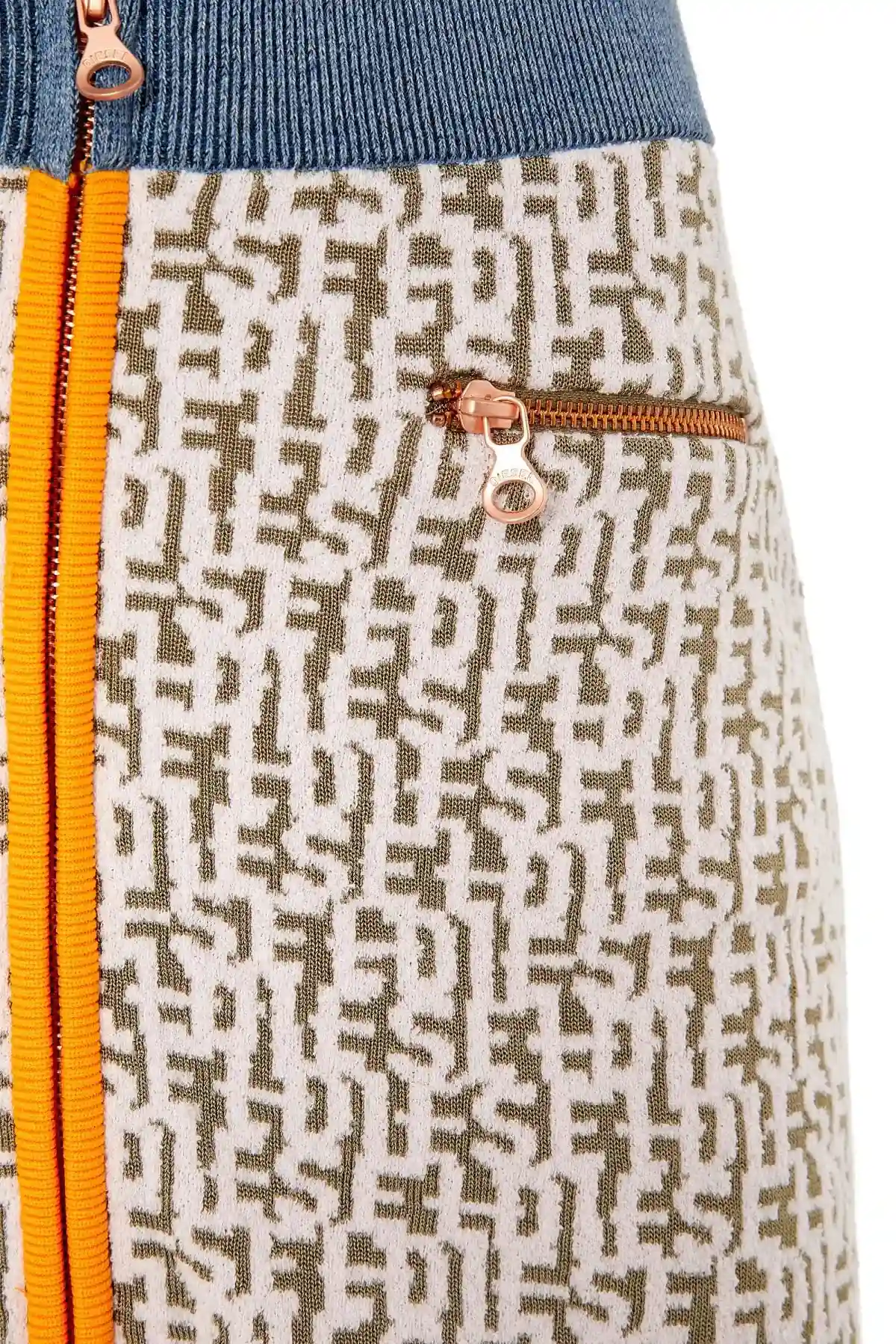Brown and White Short skirt with bouclé-knit monogram