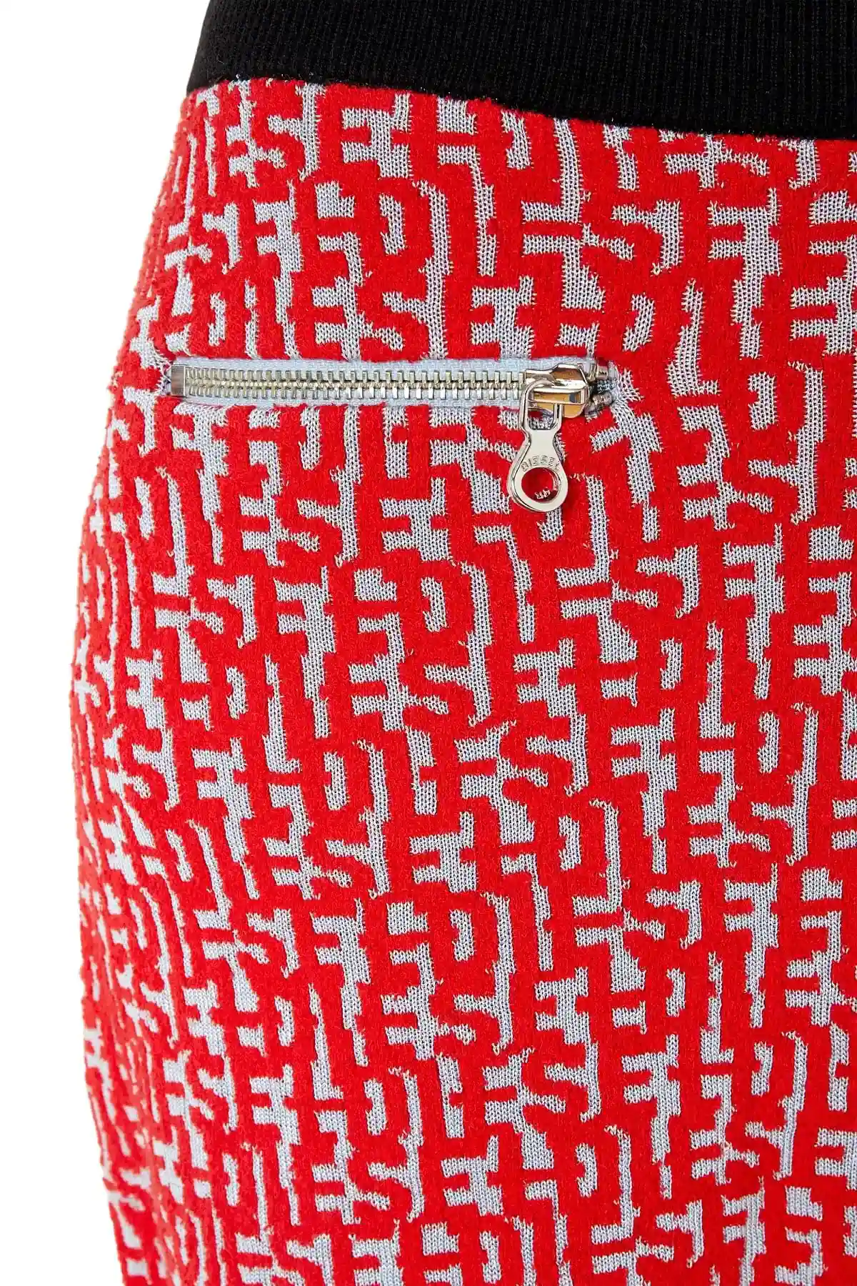 Red and Grey Short skirt with bouclé-knit monogram